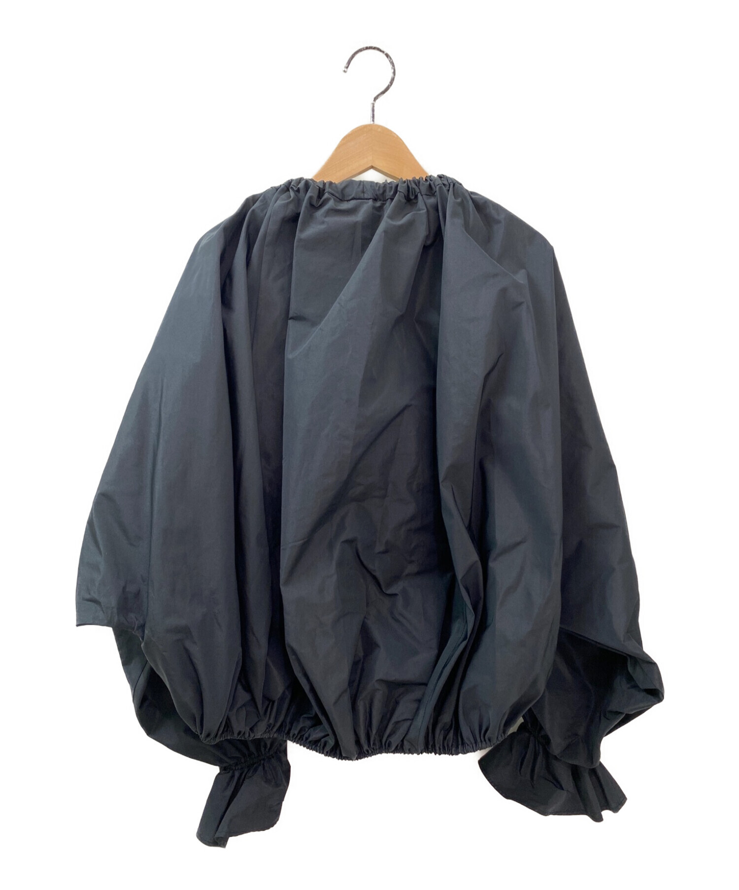中古・古着通販】patou (パトゥ) ドローストリングパフスリーブトップ 