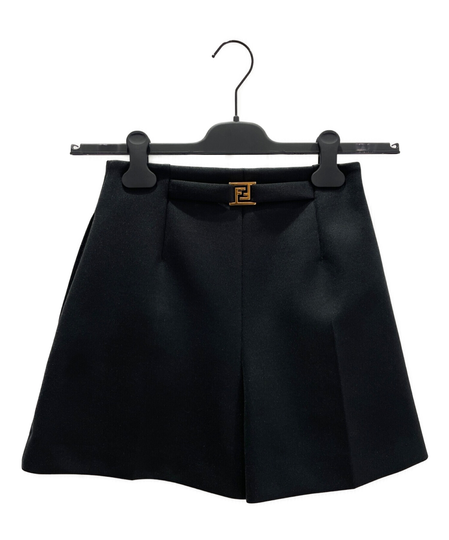 中古・古着通販】FENDI (フェンディ) FFバックルショートパンツ