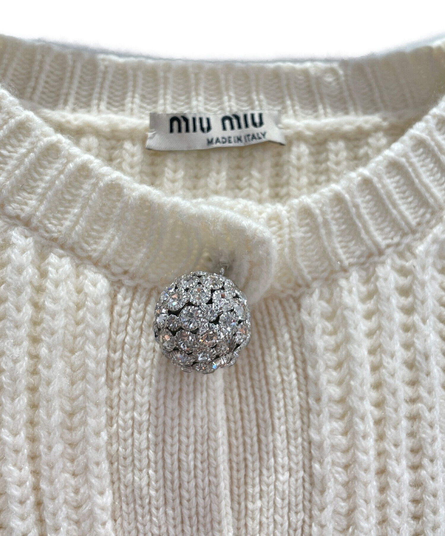 希少 miumiu ビジューボタン カシミヤ カーディガン 中古・古着通販】MIU MIU (ミュウミュウ) ビジューボタンカーディガン