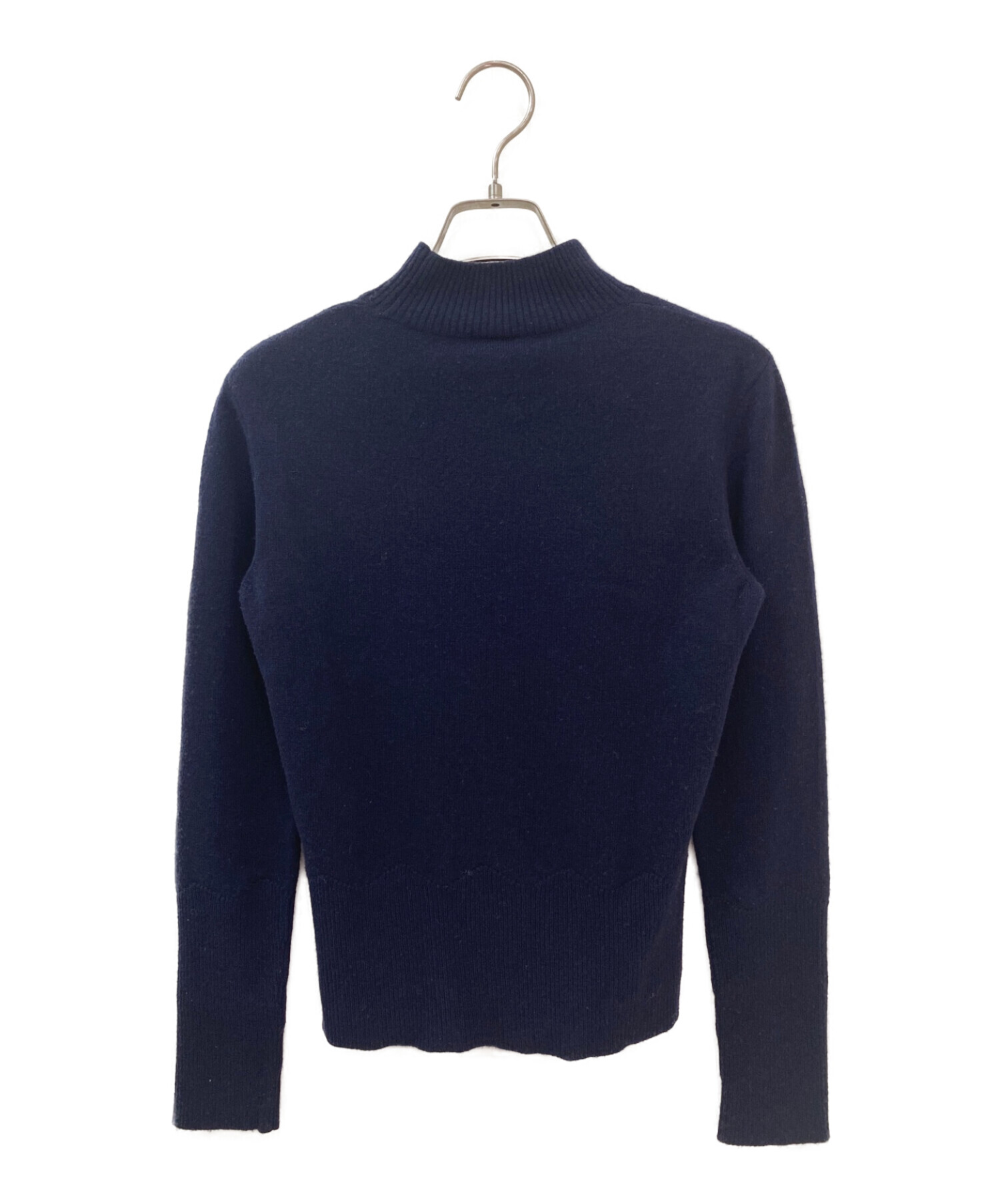 中古・古着通販】patou (パトゥ) ハイネックロゴニット ネイビー 中古・古着通販】patou (パトゥ) ハイネックロゴニット ネイビー