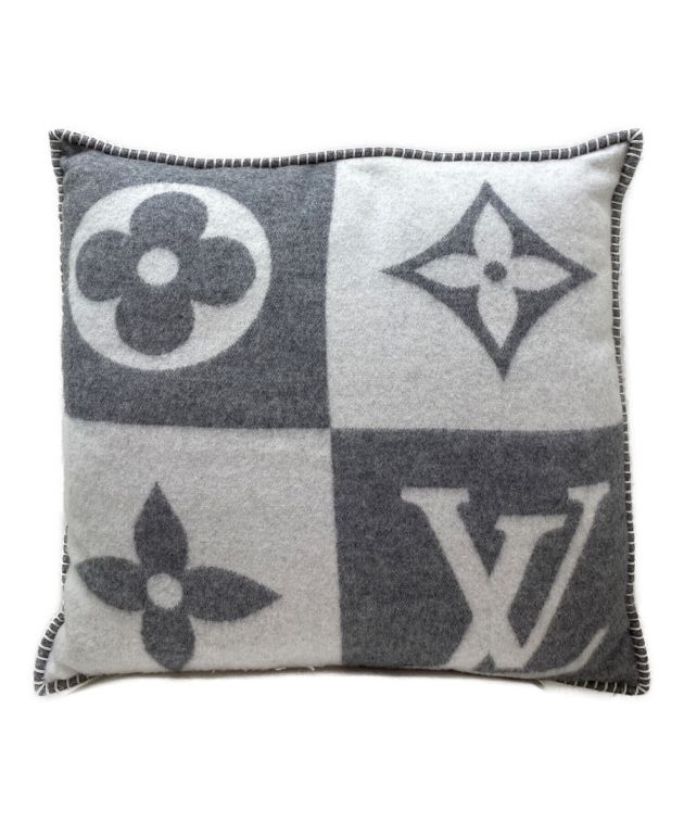 中古・古着通販】LOUIS VUITTON (ルイ ヴィトン) クッション・LV