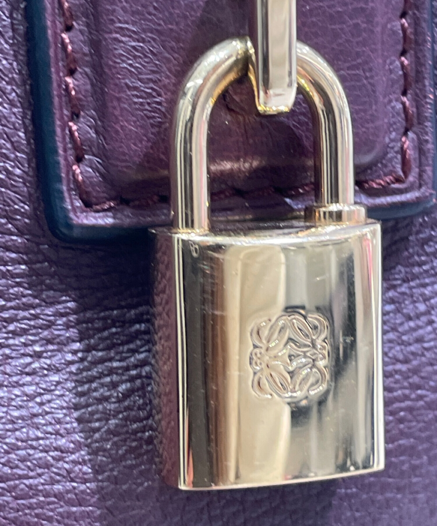 中古・古着通販】LOEWE (ロエベ) アマソナ28 バーガンディー サイズ:28