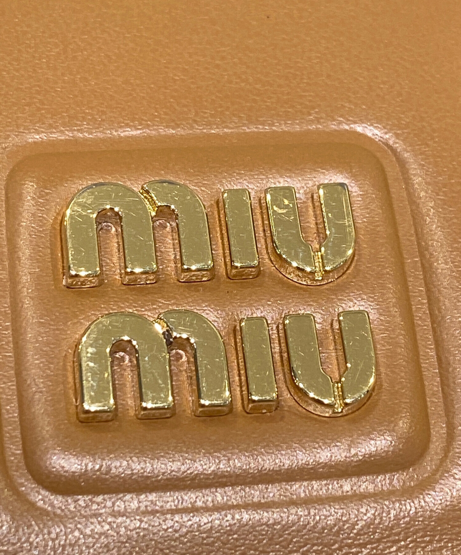 中古・古着通販】MIU MIU (ミュウミュウ) ソフティパデッドレザー
