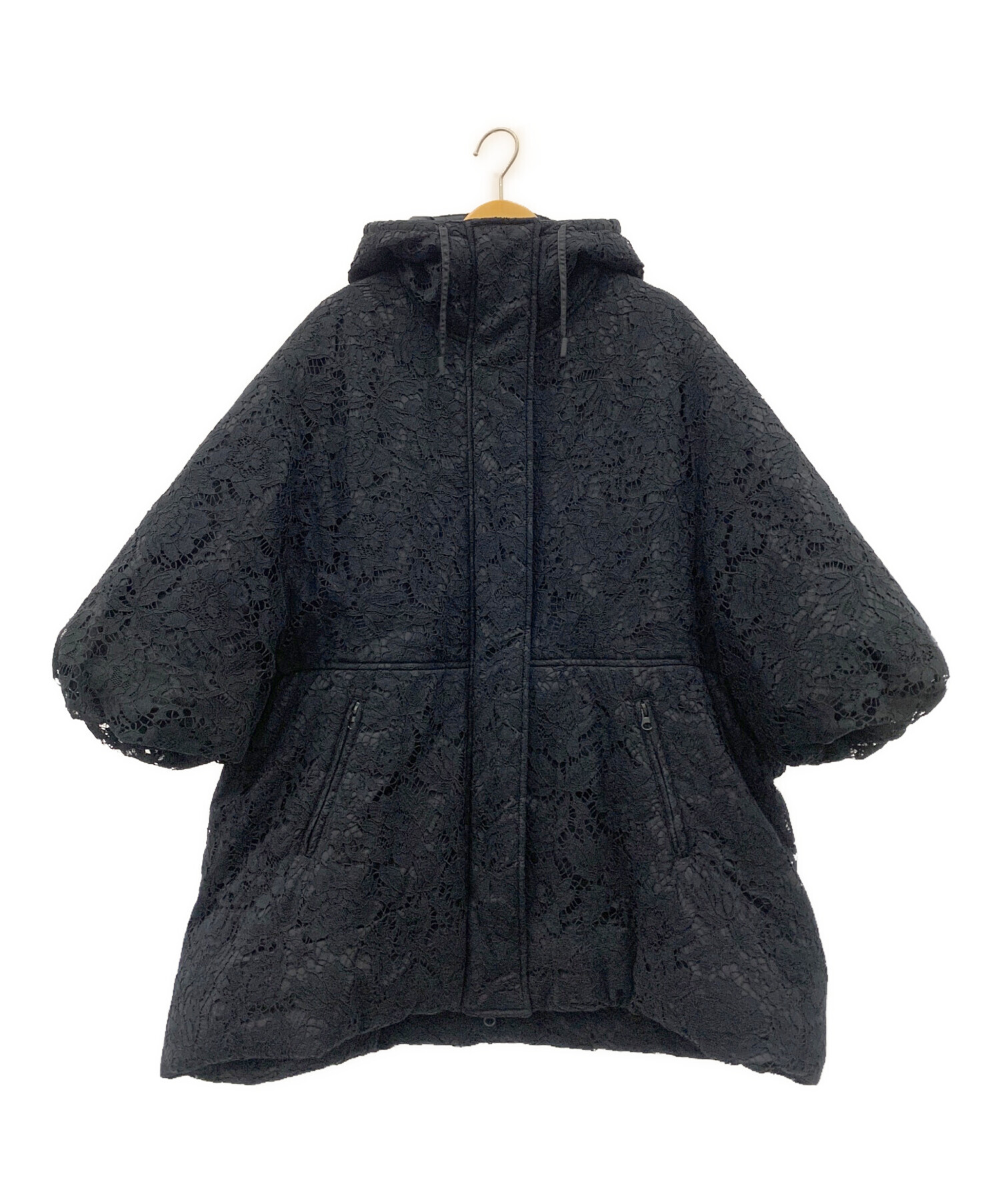 中古・古着通販】VALENTINO (ヴァレンティノ) レースデザイン中綿 
