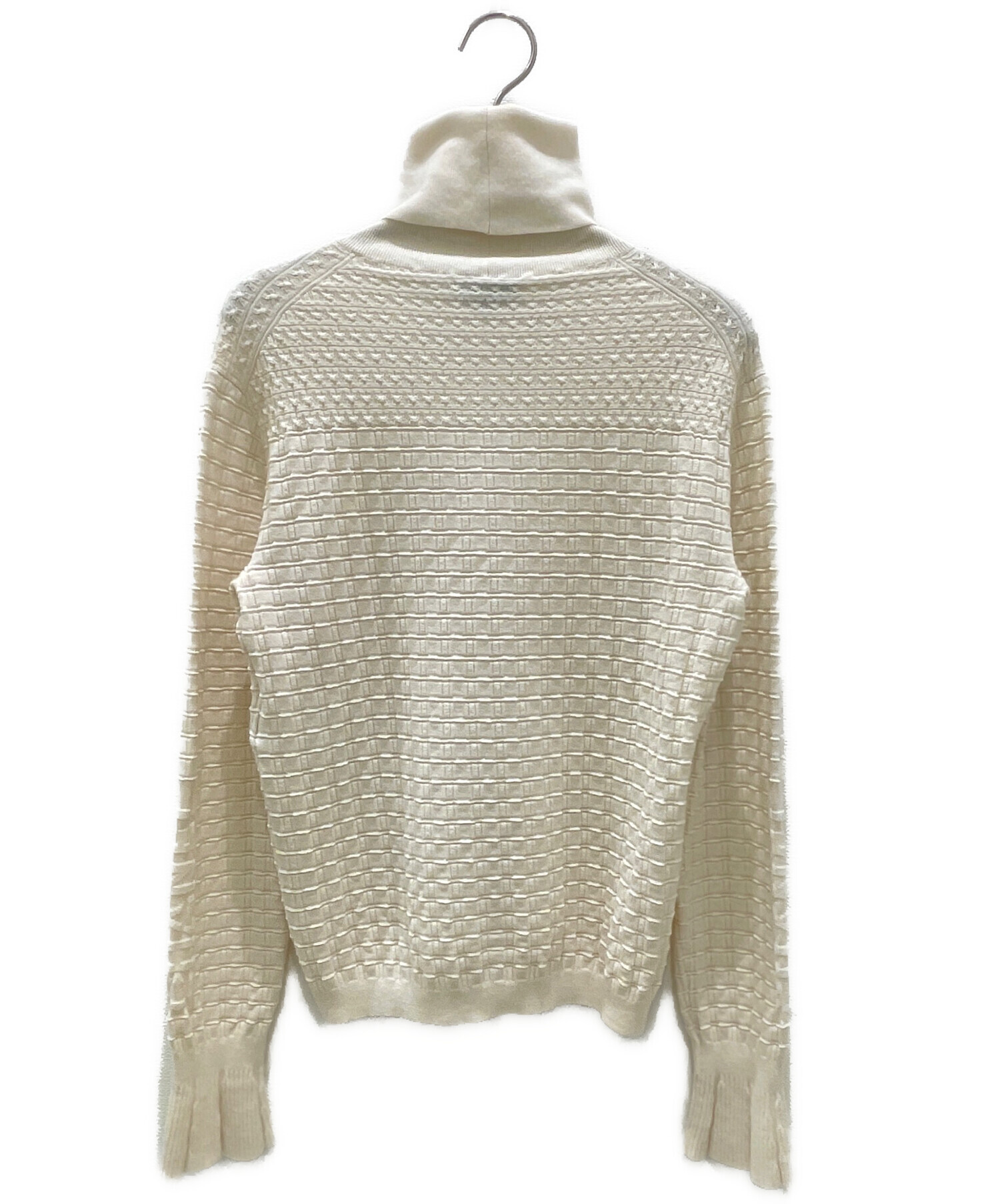 シャネル CHANEL ニット　ハイネック　カシミア　カシミヤ　ホワイト 中古・古着通販】CHANEL (シャネル) カシミヤ ハイネック ニット