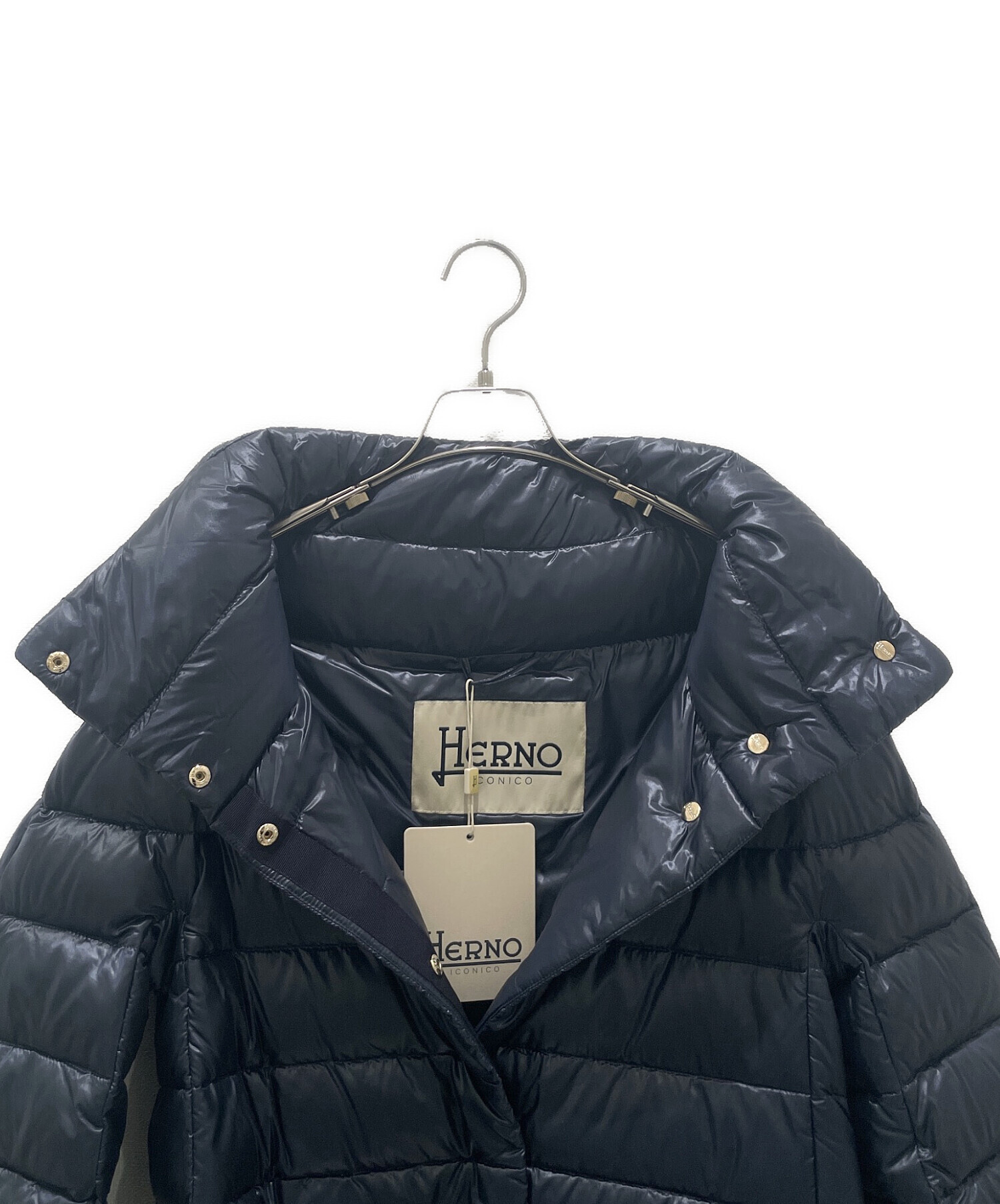 未使用　Herno ヘルノ　ネイビー ノーカラージャケット　サイズ40 中古・古着通販】HERNO (ヘルノ) ダウンジャケット/CAPES AMINTA