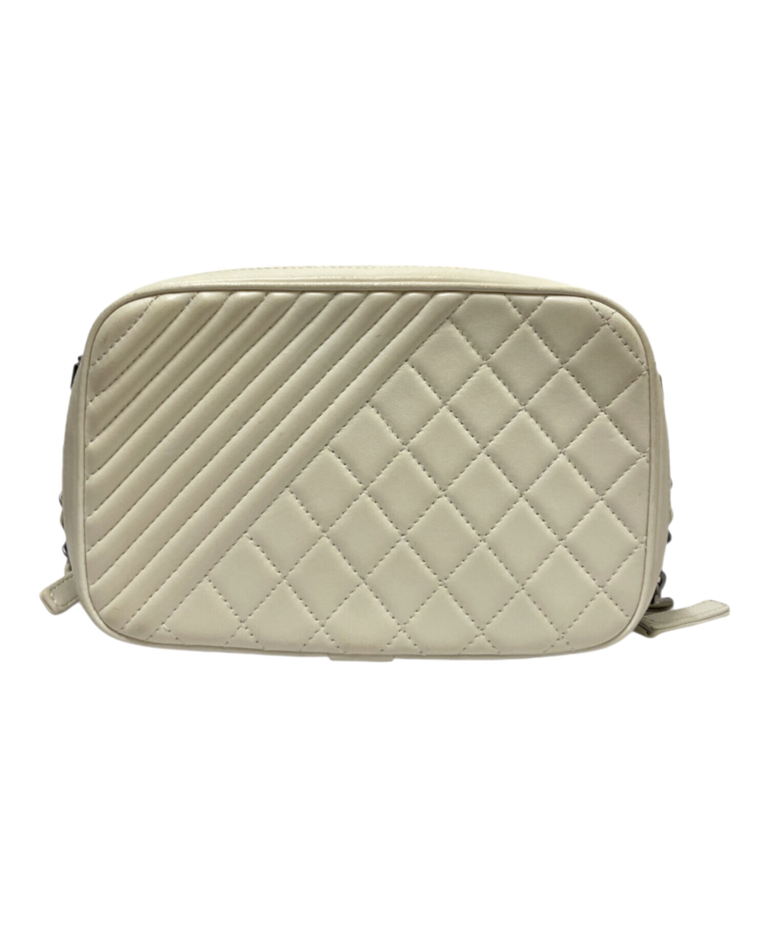 中古・古着通販】CHANEL (シャネル) ココボーイ カメラバッグ ホワイト 