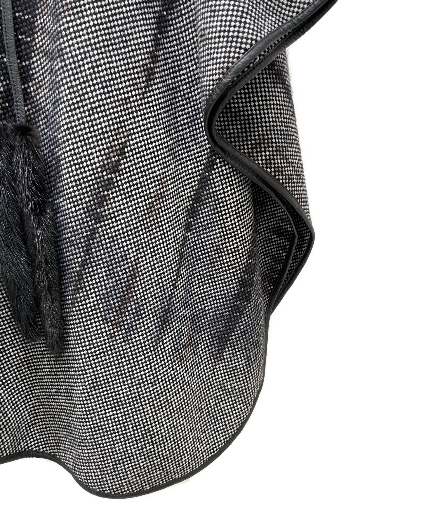 中古・古着通販】Emilio Pucci (エミリオ プッチ) ケープ ブラック