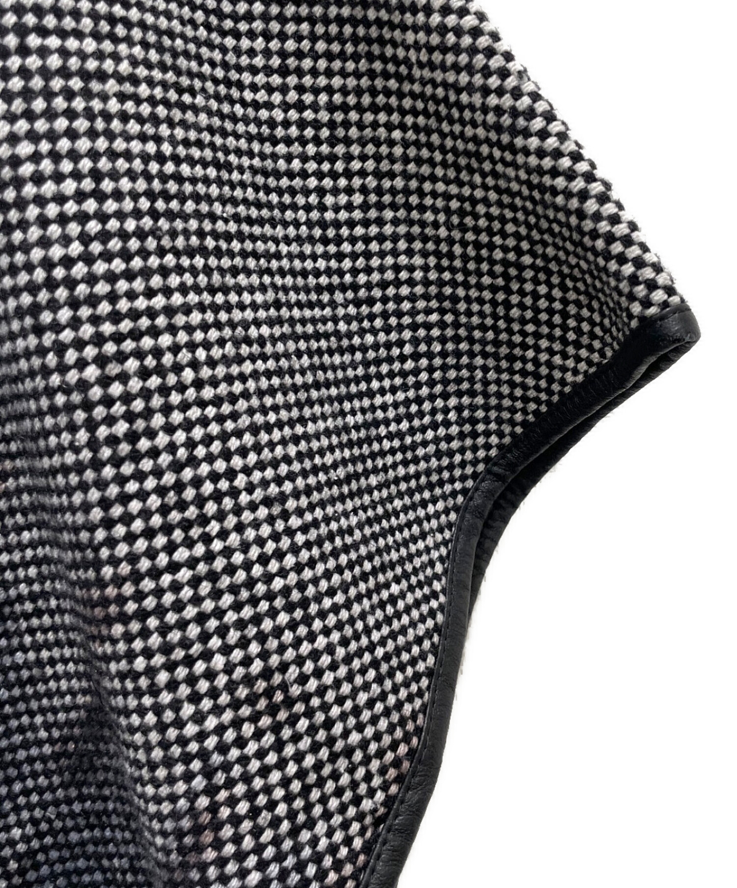 中古・古着通販】Emilio Pucci (エミリオ プッチ) ケープ ブラック