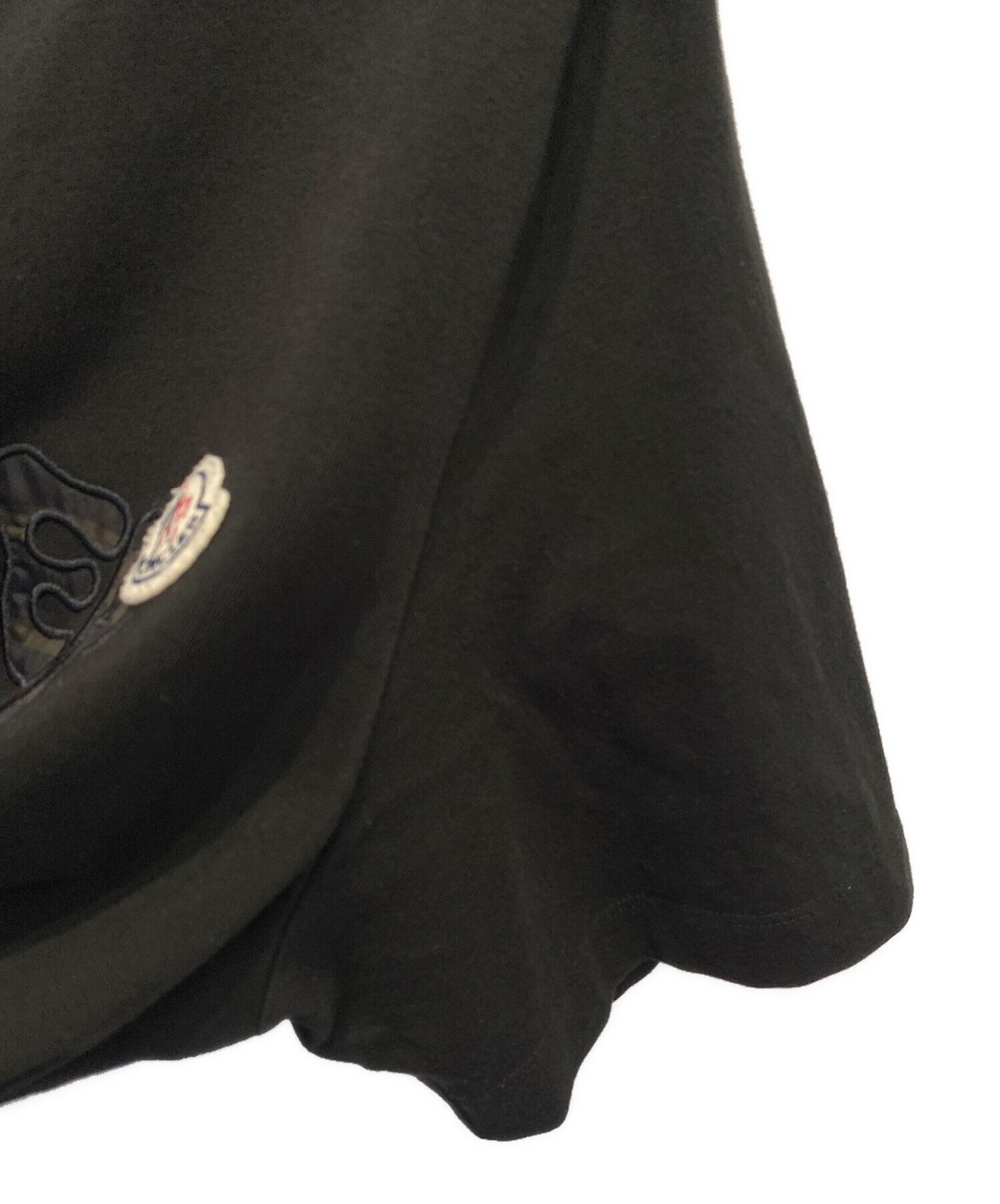 中古・古着通販】MONCLER (モンクレール) ロゴTシャツ ブラック サイズ