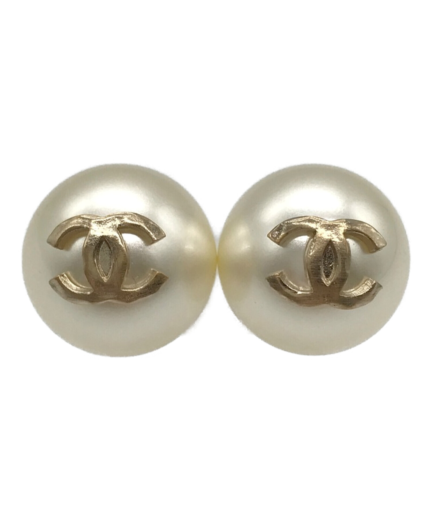 CHANELココマーク⭐︎パールピアス ⭐︎used 中古・古着通販】CHANEL (シャネル) ココマークパールボールピアス