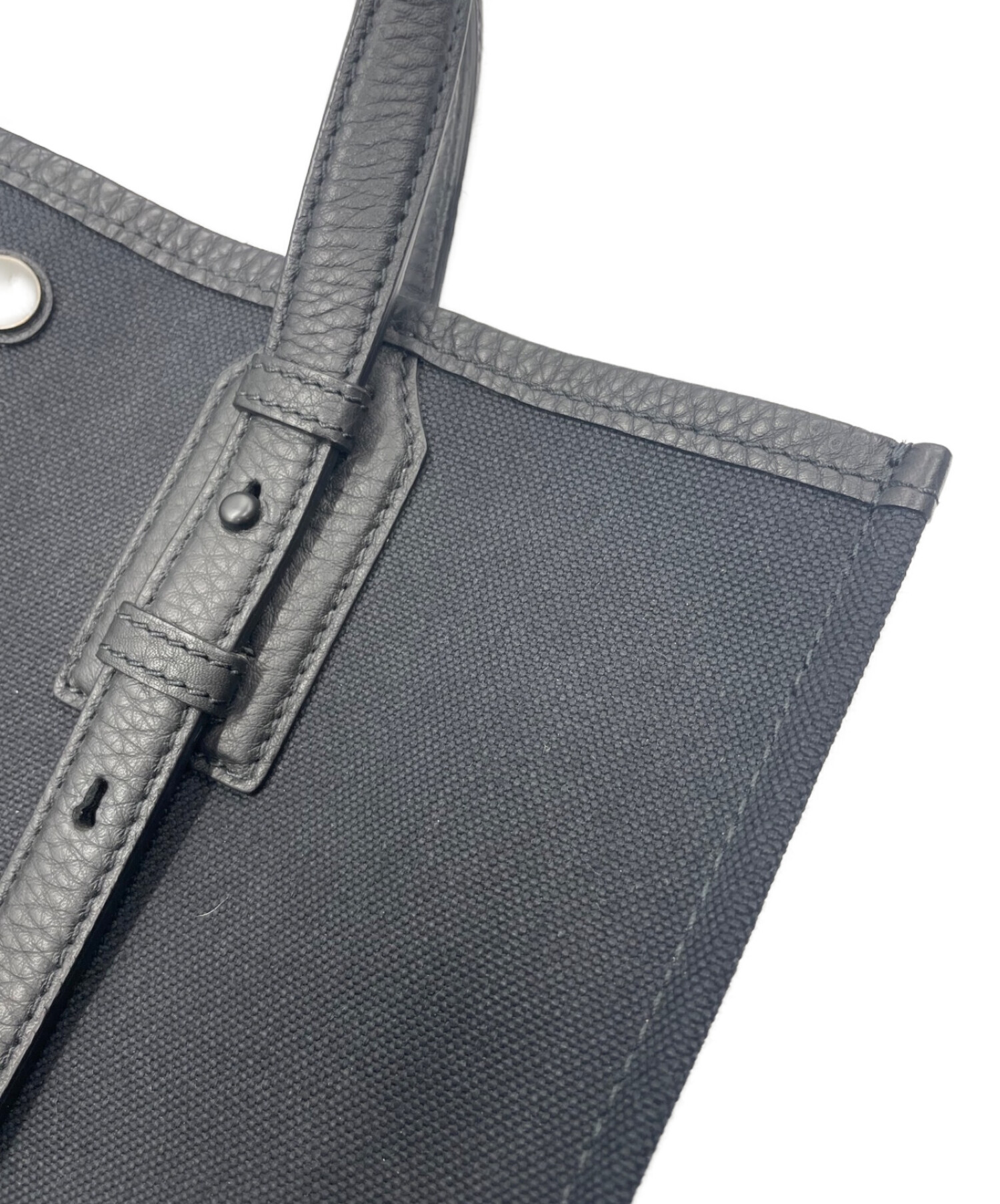 未使用に近い 現行 Salvatore Ferragamo トートバッグ 340427072_1.jpg