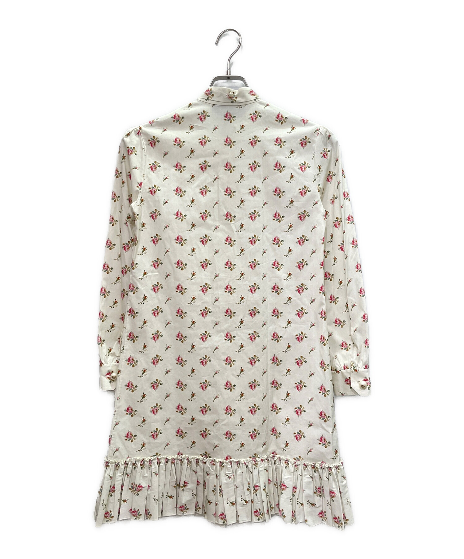 GUCCI 花柄ワンピース 8(120) 新品未使用 中古・古着通販】GUCCI (グッチ) 小花柄 ワンピース アイボリー サイズ