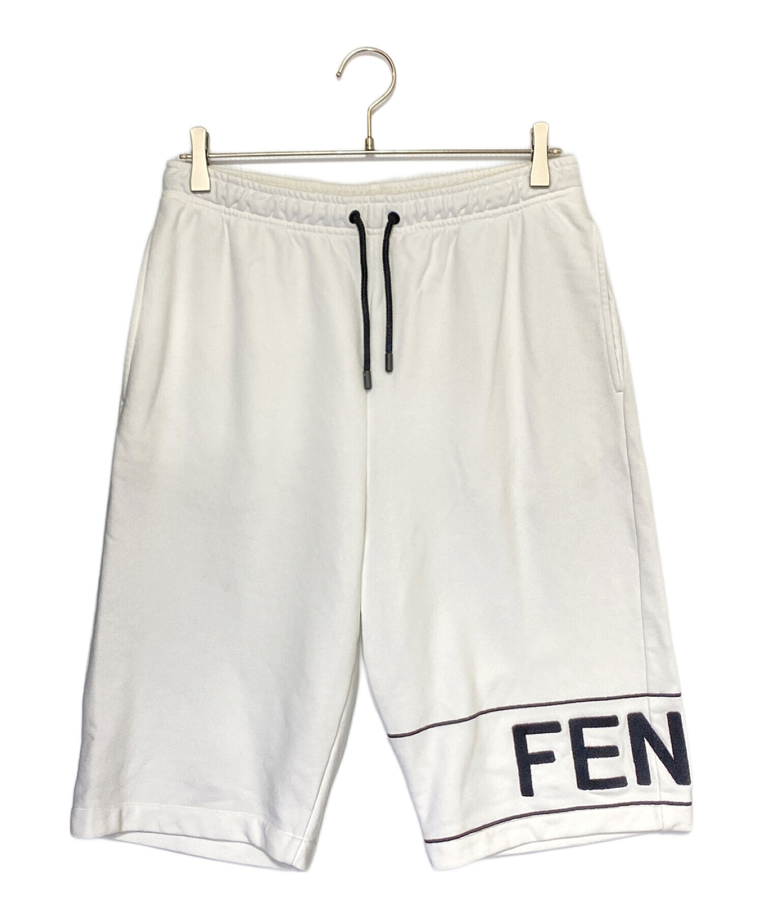 中古・古着通販】FENDI (フェンディ) ショートパンツ ホワイト サイズ 