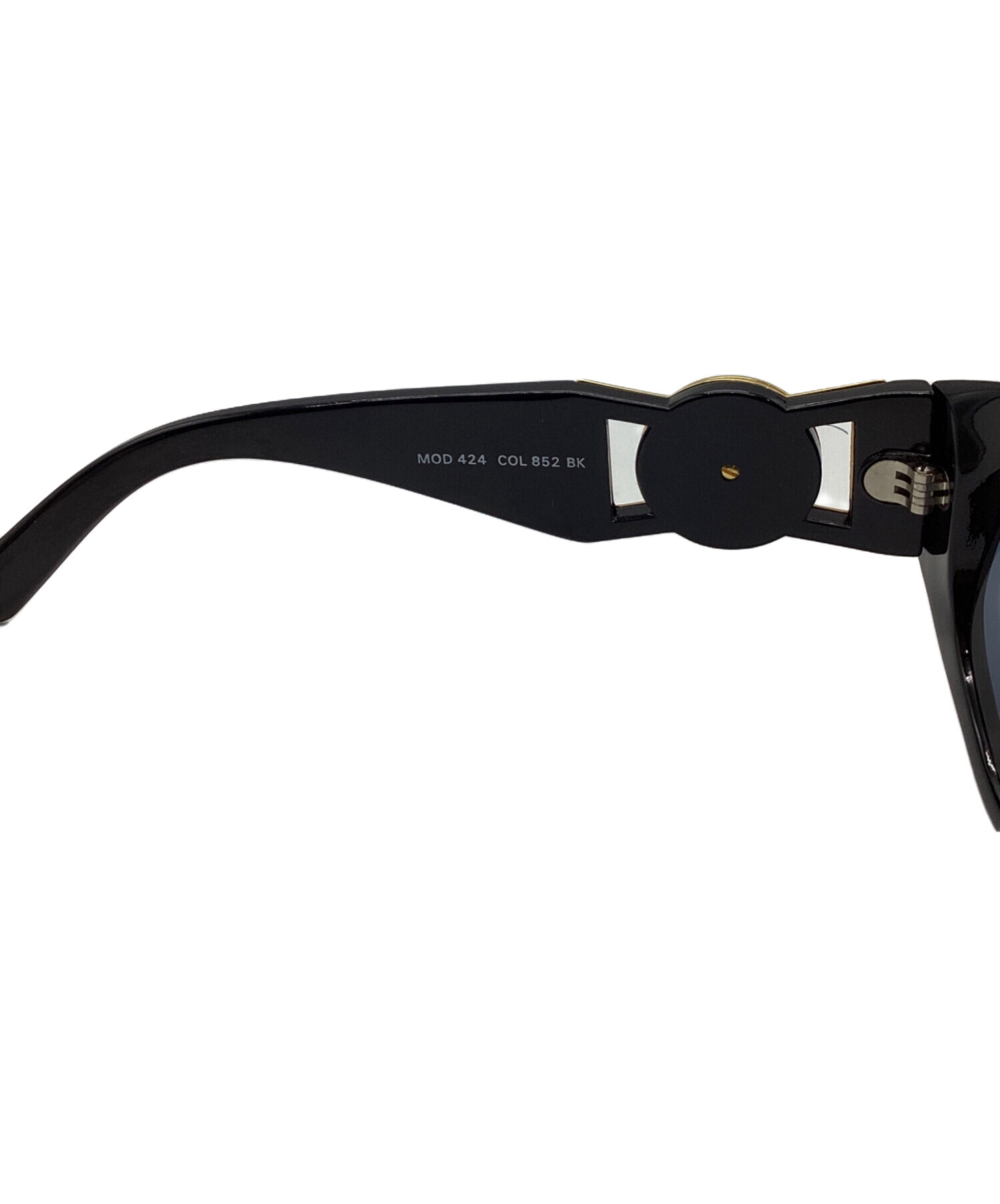 中古・古着通販】VERSACE (ヴェルサーチェ) テンプル装飾サングラス 中古・古着通販】VERSACE (ヴェルサーチェ) テンプル装飾サングラス