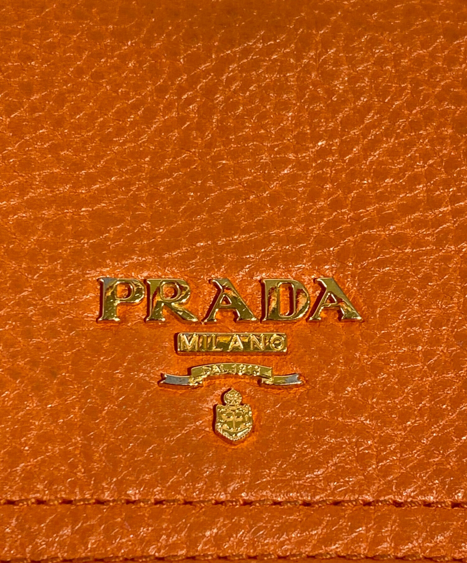 本物 プラダ PRADA レザー 三つ折り 折財布 コンパクトウォレット オレンジ 財布 ウォレット 中古・ 中古・古着通販】PRADA (プラダ) コンパクトウォレット オレンジ