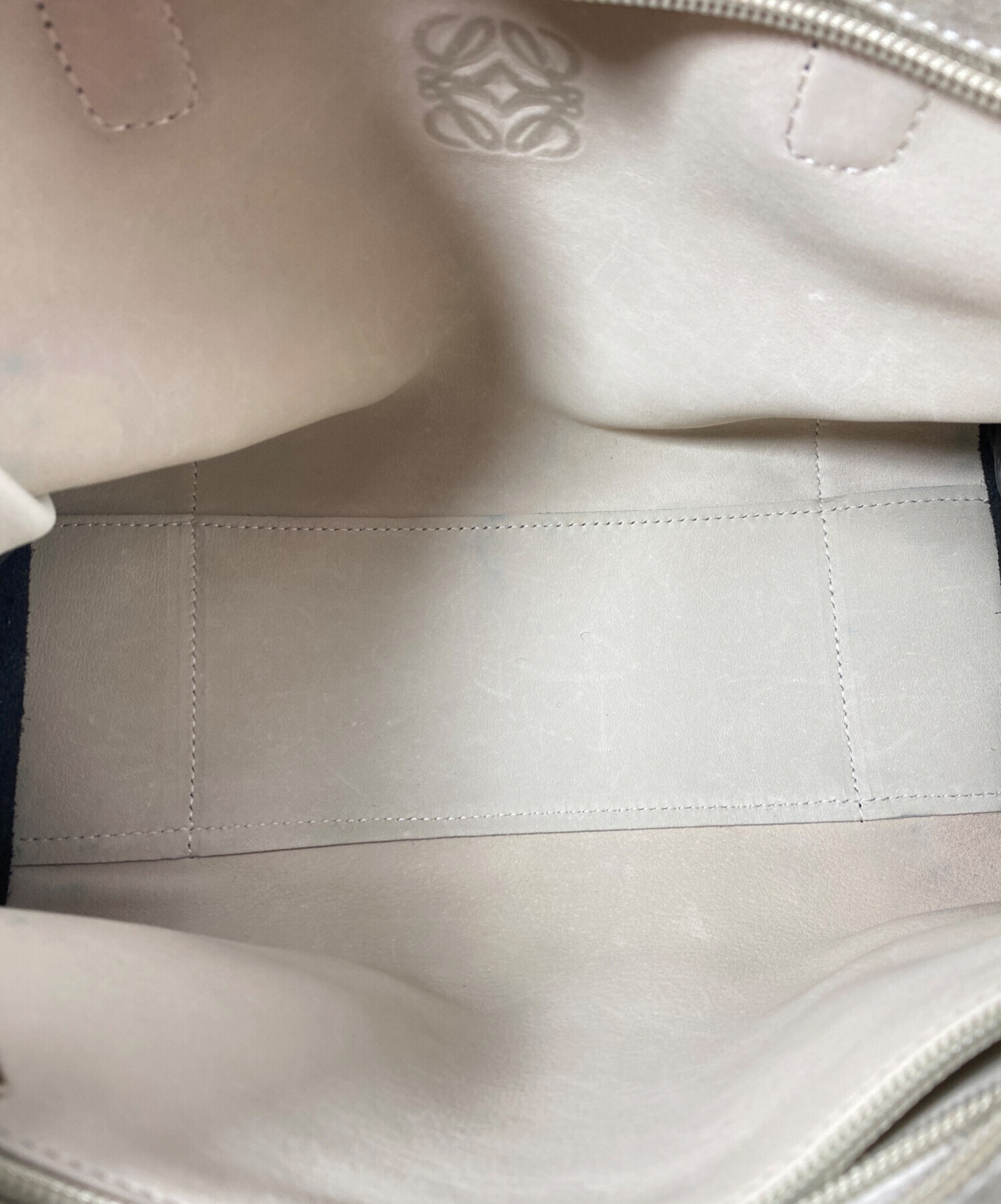 中古・古着通販】LOEWE (ロエベ) アマソナ28/アナグラムロゴスウェード 