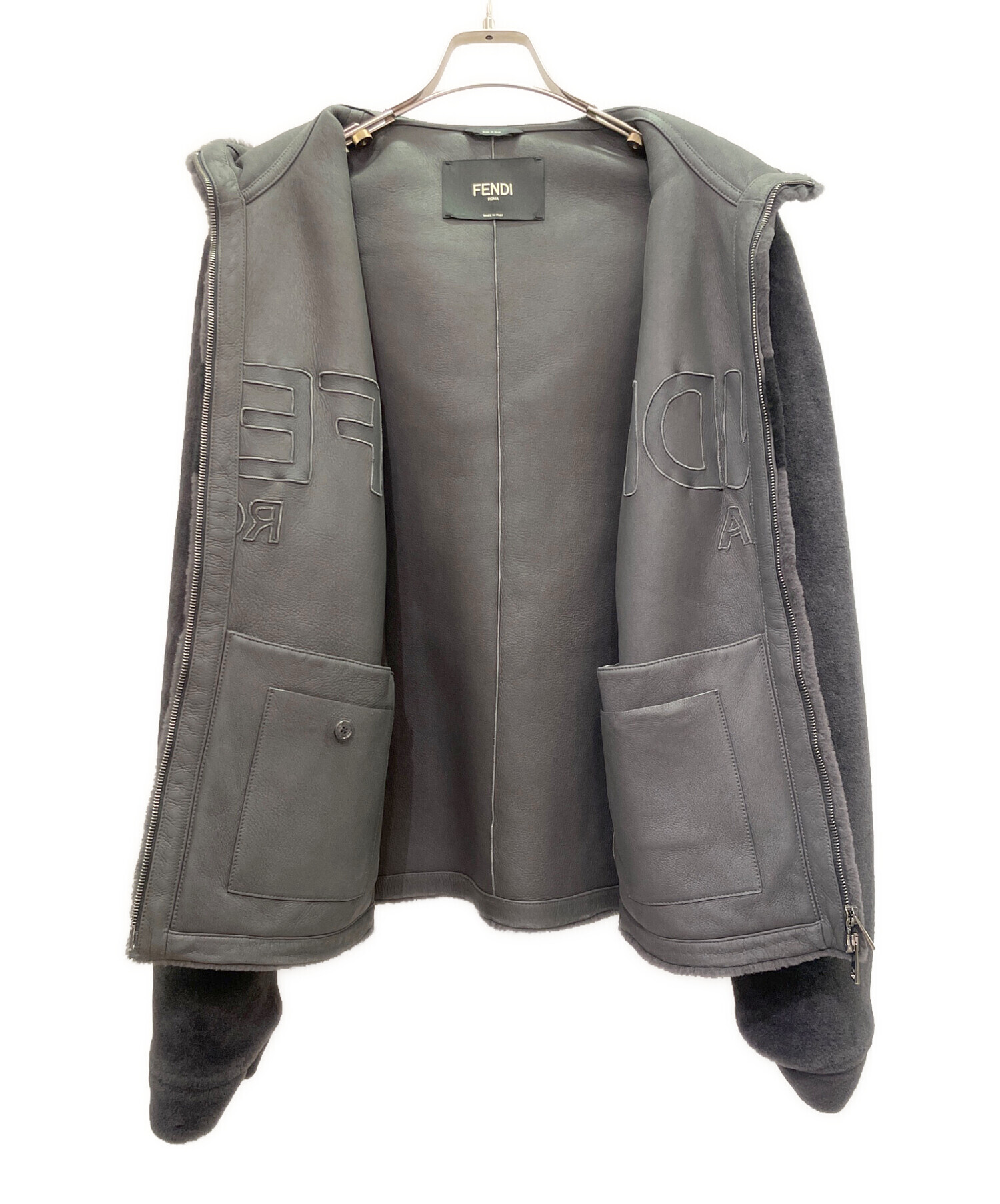 本革　リバーシブル　超希少品　FENDI　ムートン ■美品■超希少入手困難■FENDISSIME フェンディシメ　フェンディ　シェアリングムートンコート　金属ボタン　イタリア製　オレンジ　ボア