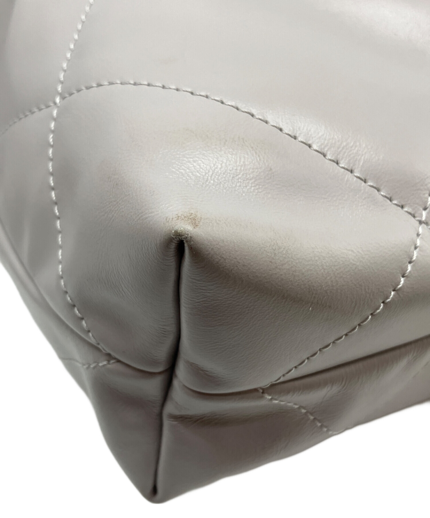 シャネル グレー 美品！ ギフト品 ハンドバッグ 非売品 トート 中古・古着通販】CHANEL (シャネル) シャネル22 SMALL/スモール グレー