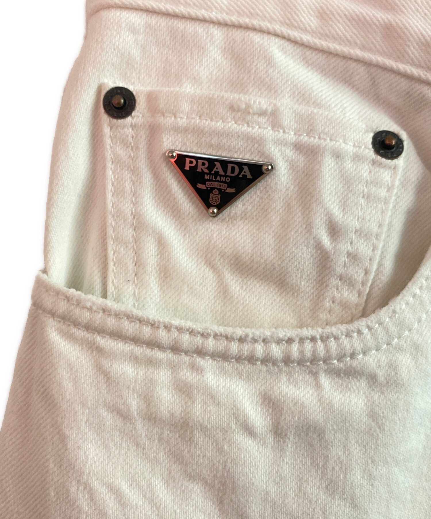 中古・古着通販】PRADA (プラダ) 23AW 5ポケットプレート付ホワイト