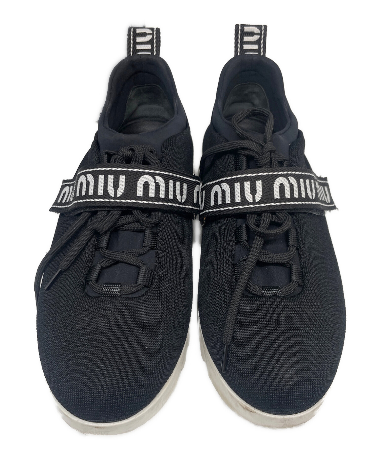 中古・古着通販】MIU MIU (ミュウミュウ) MIU RUN ブラック×ホワイト 中古・古着通販】MIU MIU (ミュウミュウ) MIU RUN ブラック×ホワイト