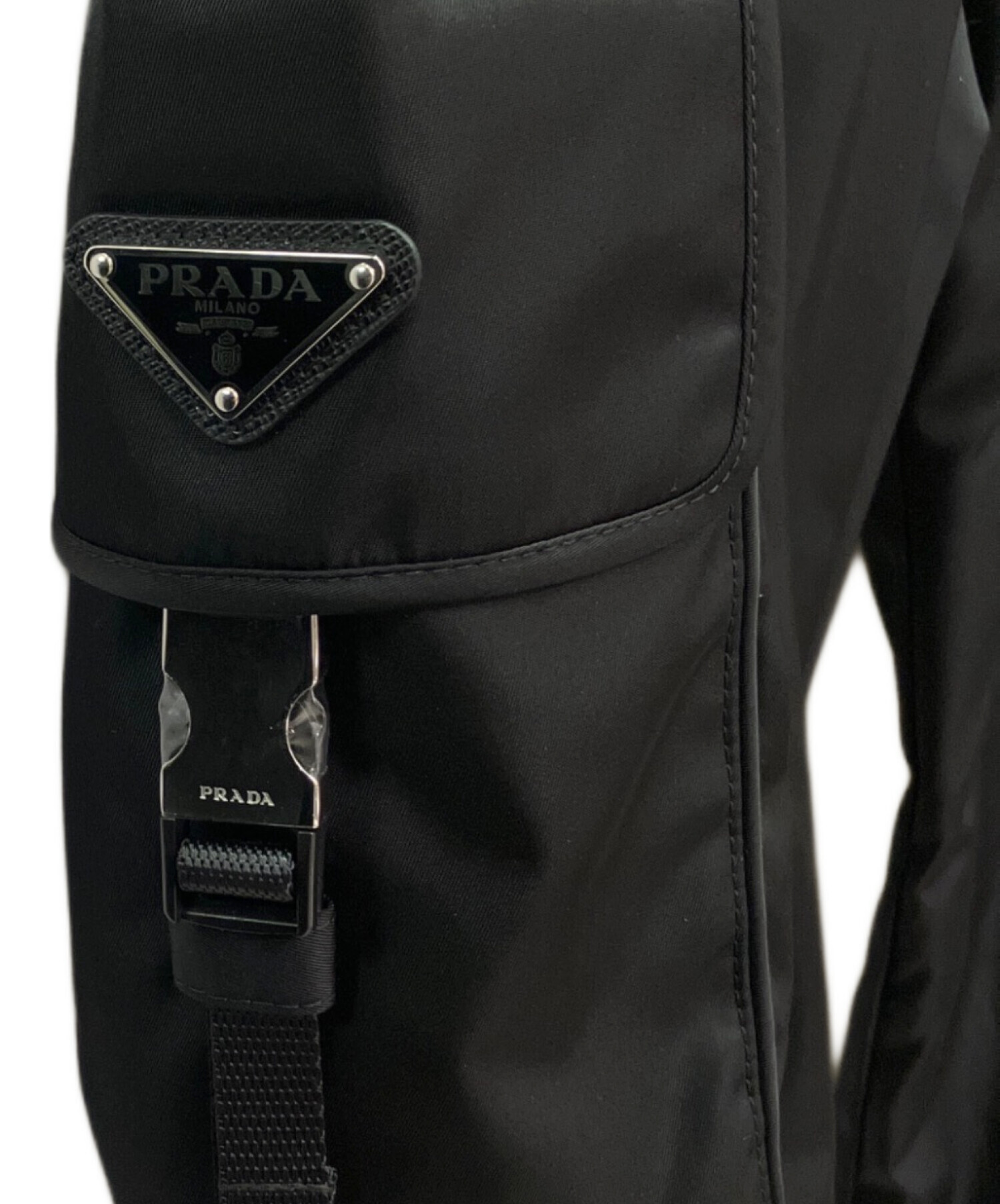 中古・古着通販】PRADA (プラダ) Re-Nylon パンツ ブラック サイズ:44