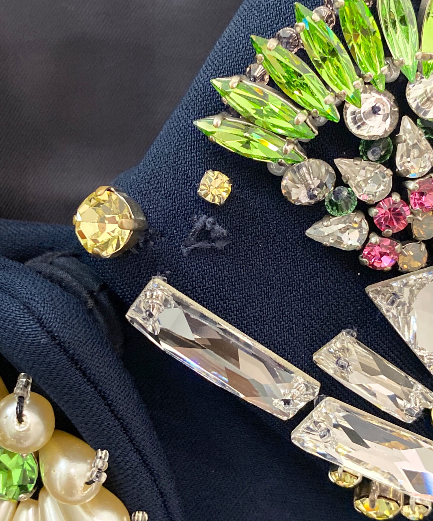 miu miu ミュウミュウ　新品同様　ネイビー フルジップ ジャケット miu miu ミュウミュウ 新品同様 ネイビー フルジップ ジャケット