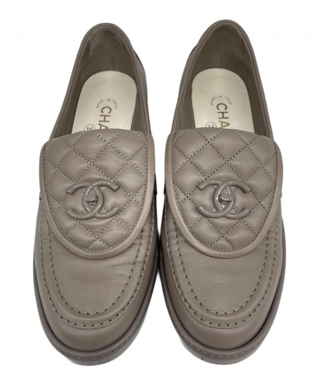 CHANEL ターンロックローファー 37 グレー 中古・古着通販】CHANEL (シャネル) マトラッセ ココターンロック