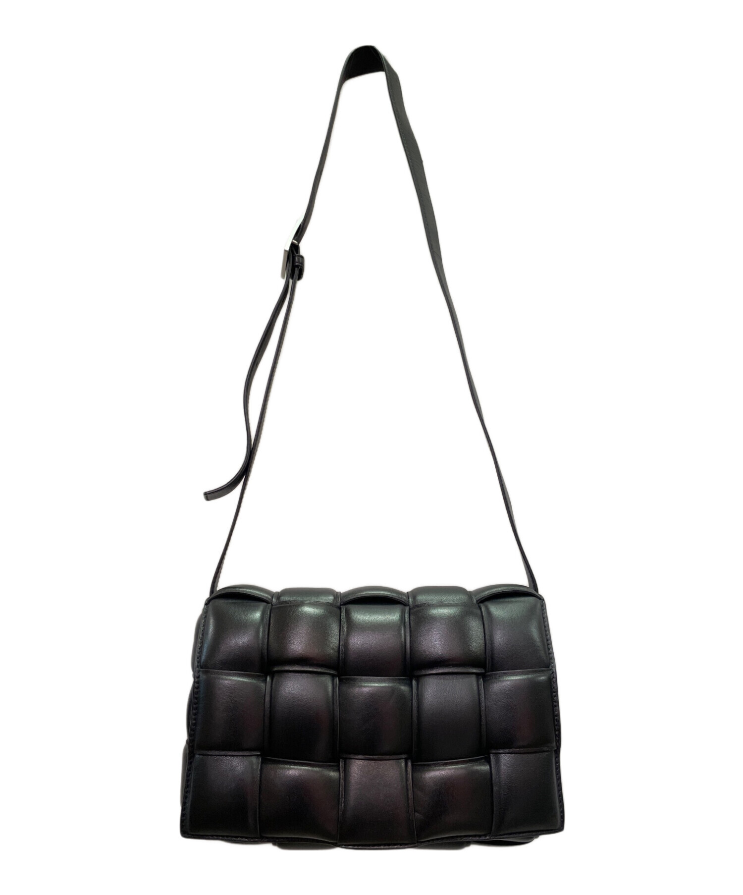 BOTTEGA VENETA ボッテガベネタ ショルダーバッグ - 黒 【古着】【中古】 BOTTEGA VENETA - BOTTEGA VENETA ボッテガベネタ ショルダーバッグ 黒
