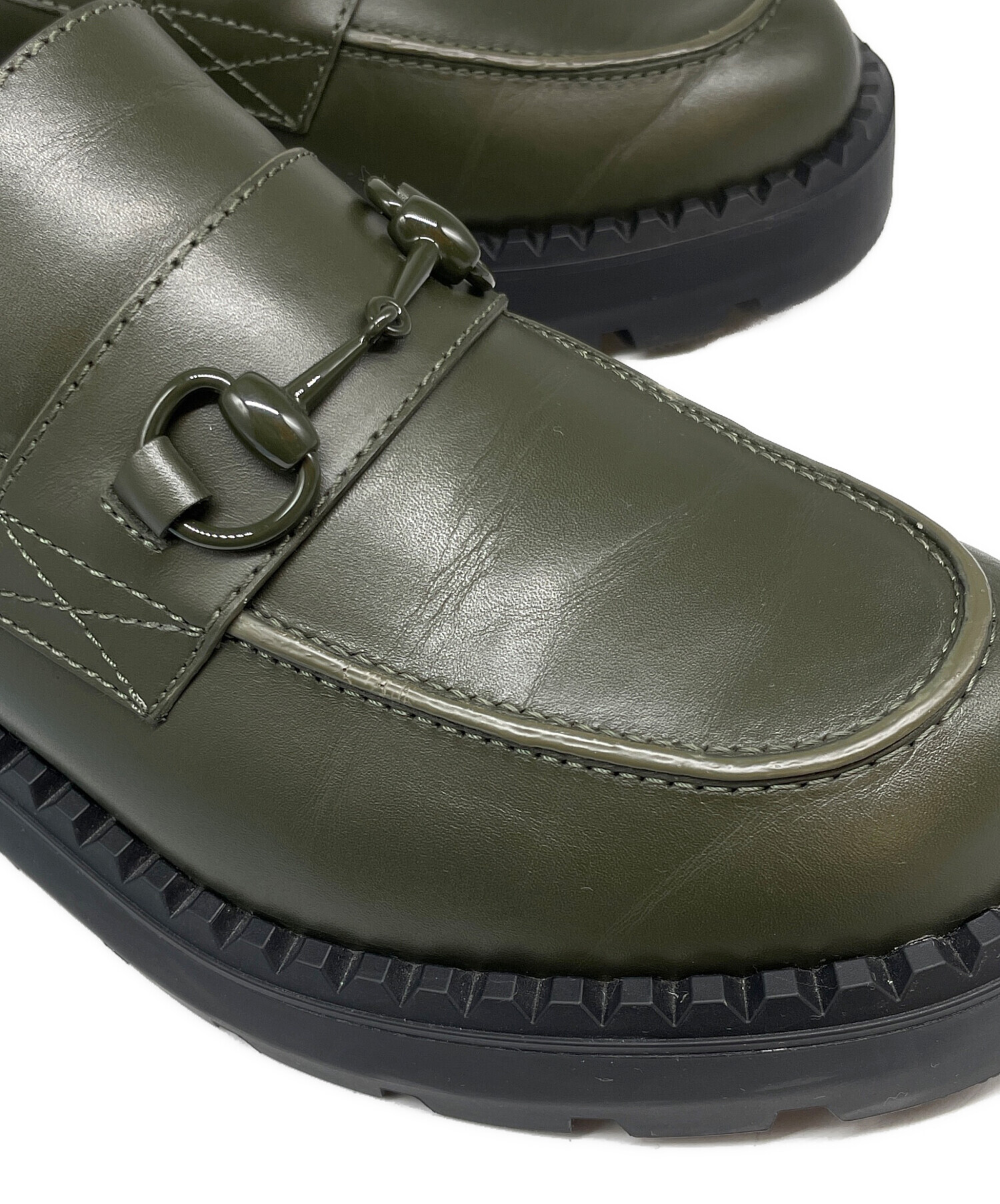 GUCCI ホースビット ローファー オリーブ系 27.5㎝ レザー VV240 中古・古着通販】GUCCI (グッチ) ラバーホースビットローファー