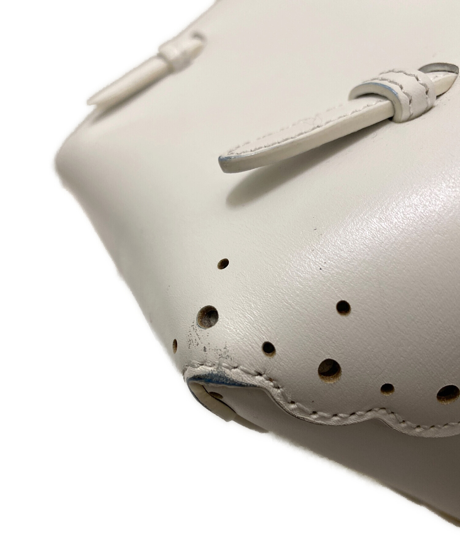 中古・古着通販】ALAIA (アライア) パンチングハンドバッグ ホワイト 