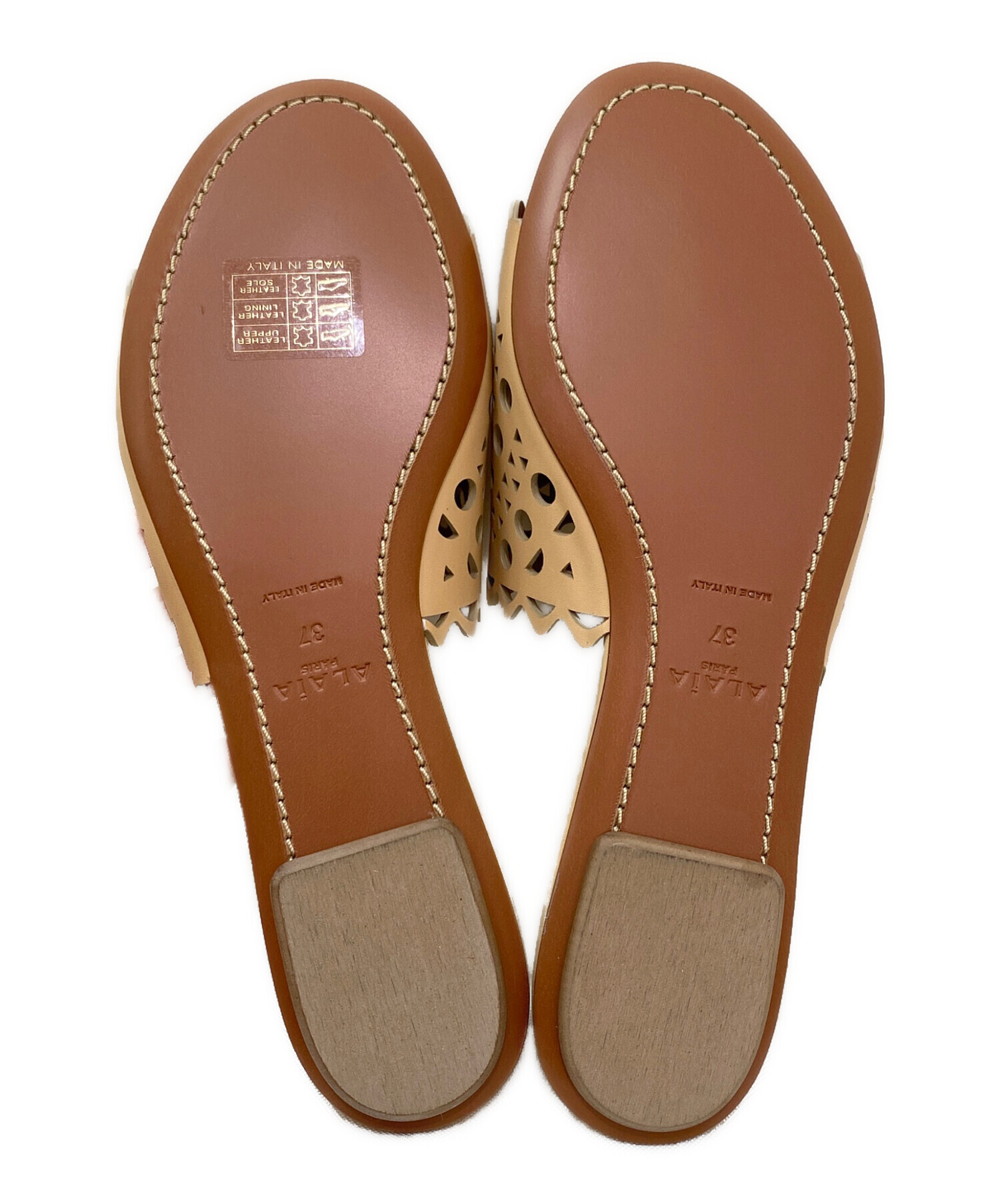 中古・古着通販】ALAIA (アライア) パンチングサンダル ベージュ