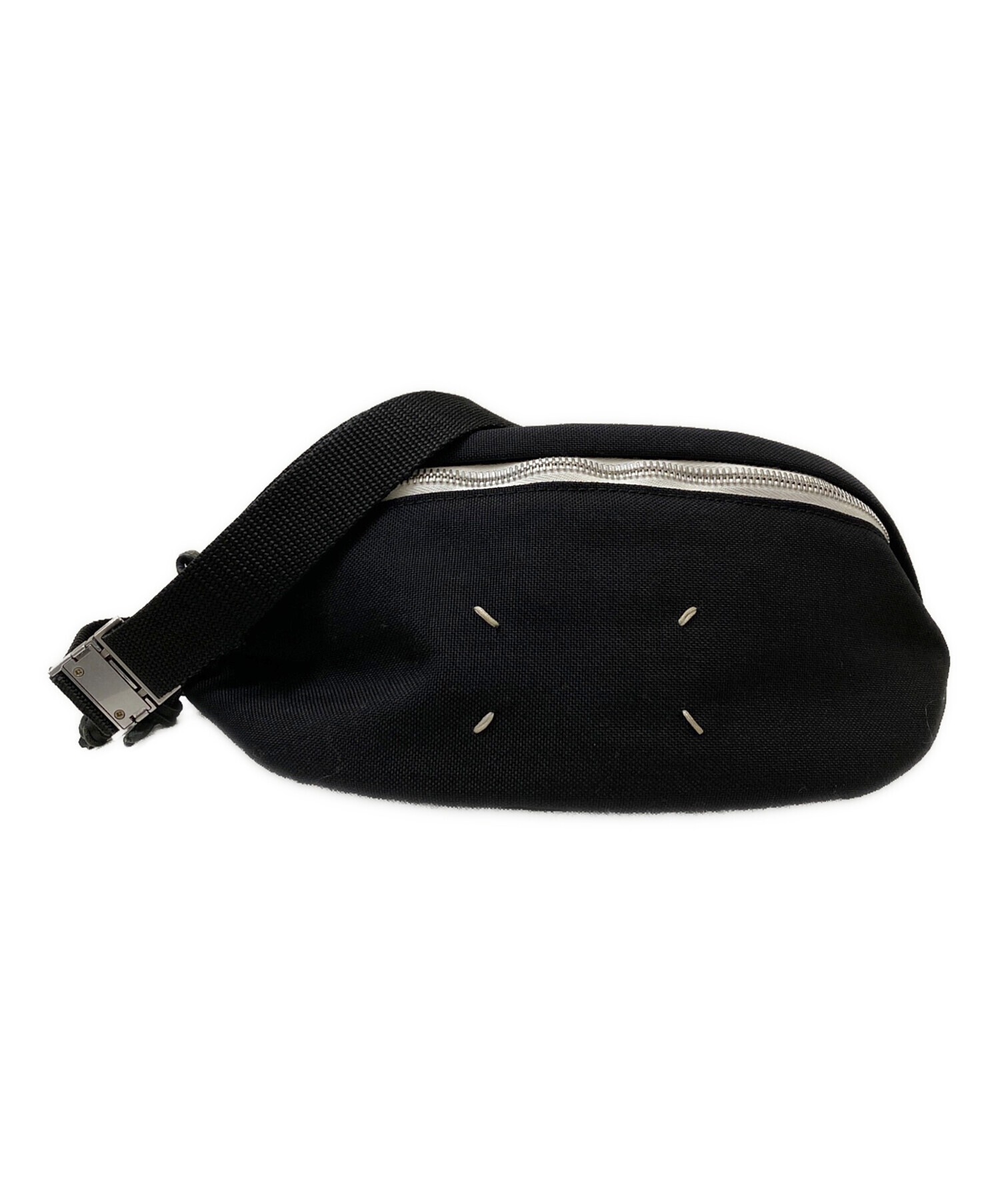 美品20AW MAISON MARGIELA バムバッグ ネイビー　ステッチ 新品 MM6 MAISON MARGIELA x Eastpak メゾンマルジェラ コラボ
