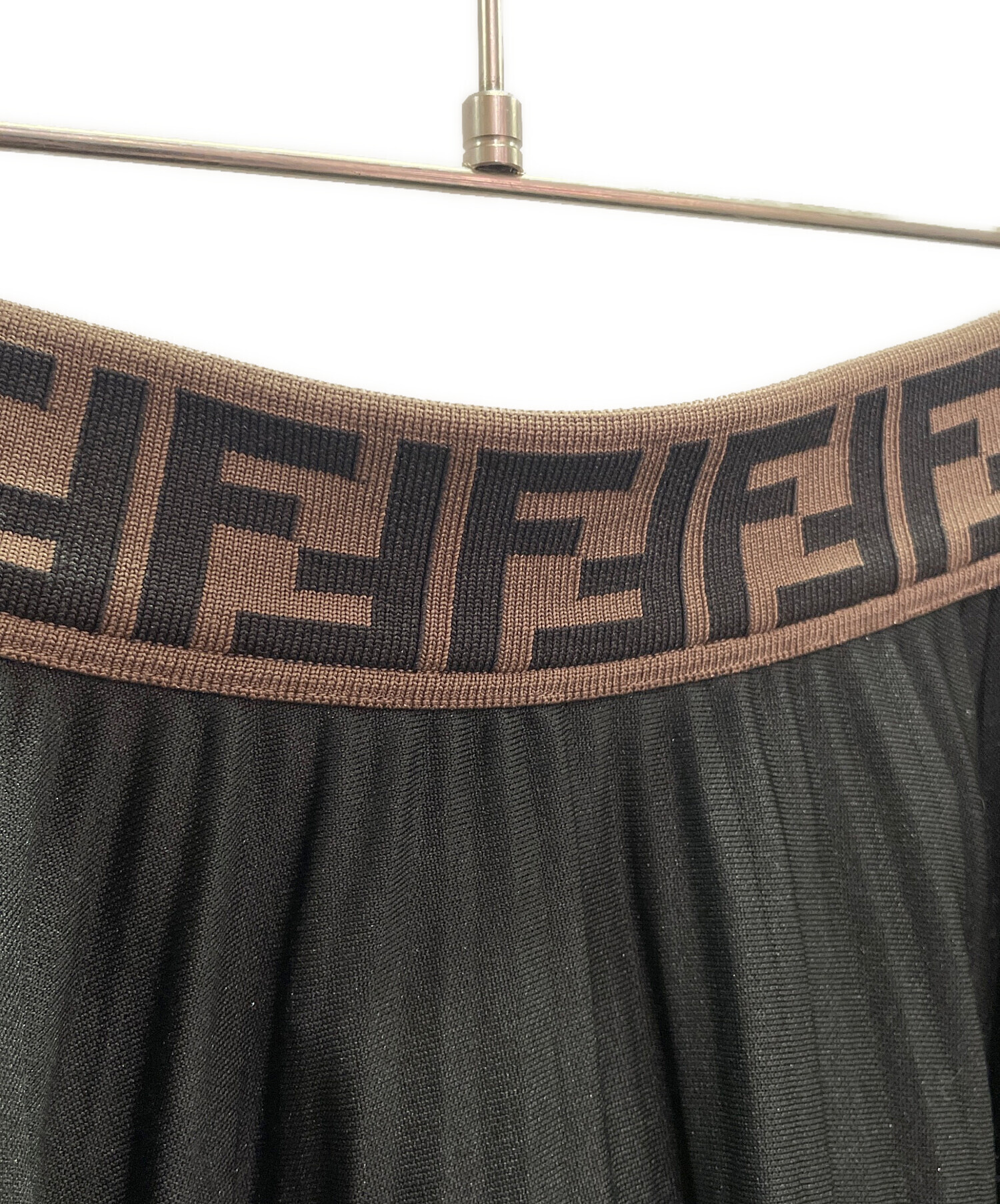 中古・古着通販】FENDI (フェンディ) プリーツスカート ブラック