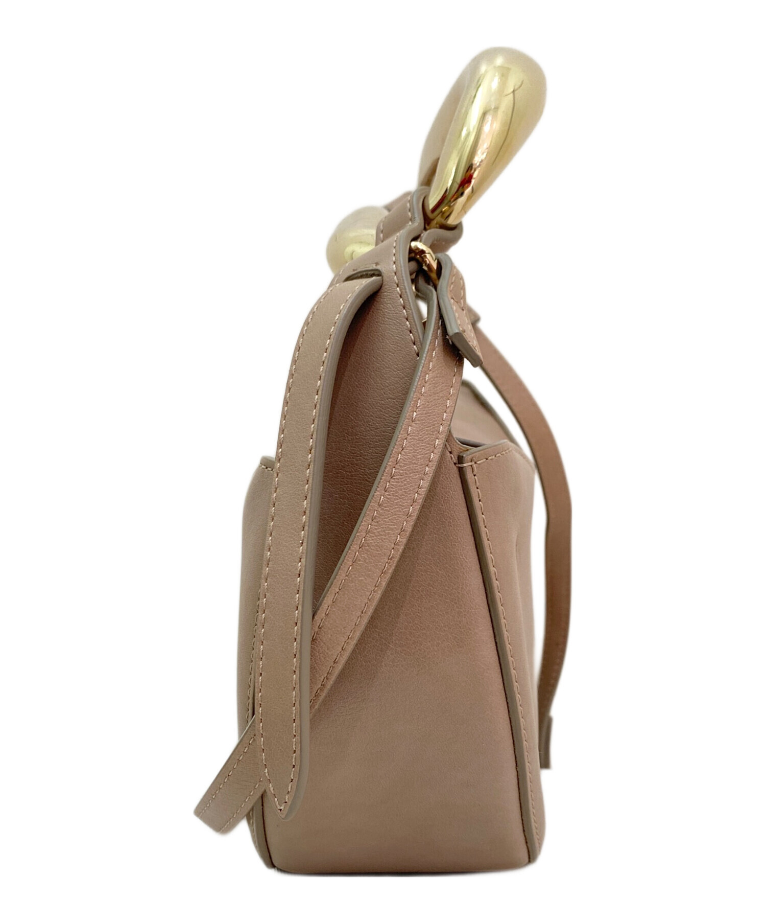 【新品・未使用】クロエ Chloe KISS フォンホルダー バッグ ベージュ 中古・古着通販】Chloe (クロエ) KISSスモールバッグ ベージュ