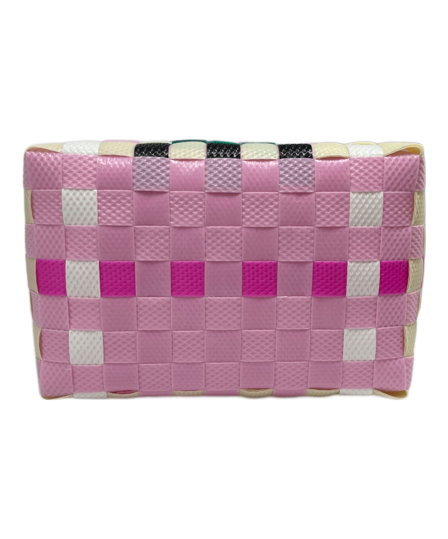 MARNI マルニ ショルダーバッグ  ピンク 【古着】【中古】【送料無料】 MARNI(マルニ) ショルダーバッグ ピンク｜【公式】カインドオル