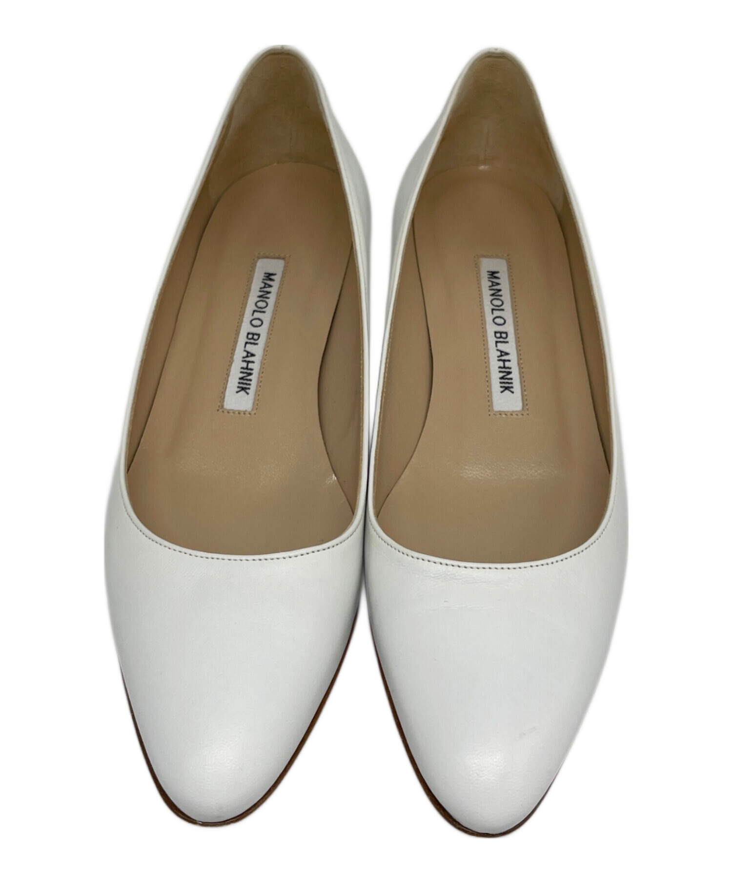 EA426 マノロブラニク パンプス 38.5 約24cm ホワイト 中古・古着通販】Manolo Blahnik (マノロブラニク) レザーパンプス