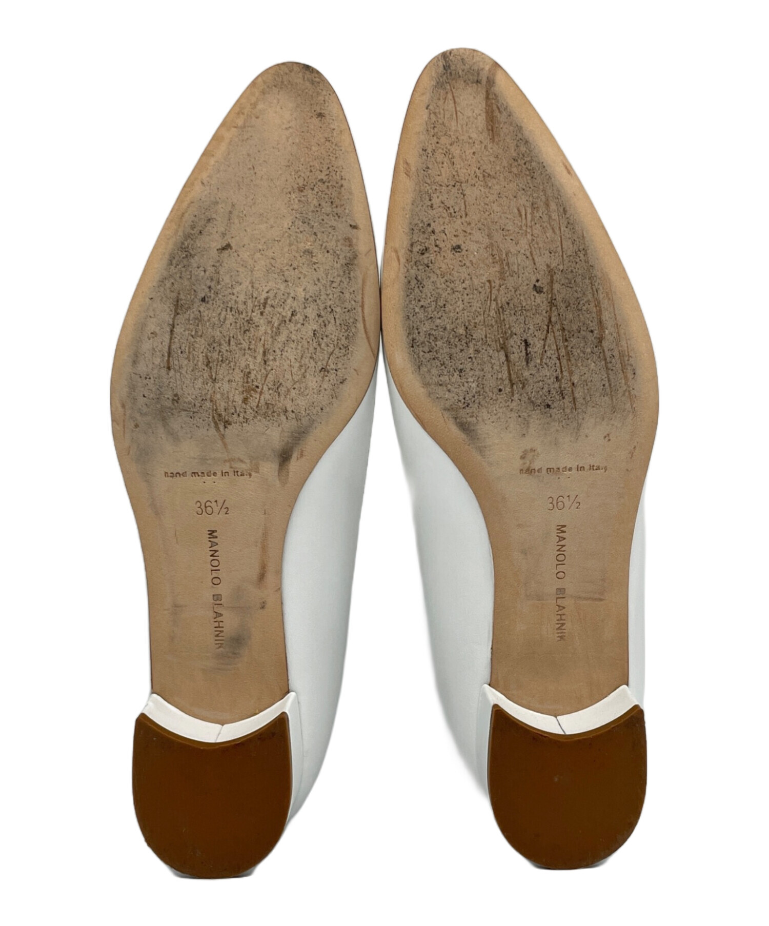 中古・古着通販】Manolo Blahnik (マノロブラニク) レザーパンプス