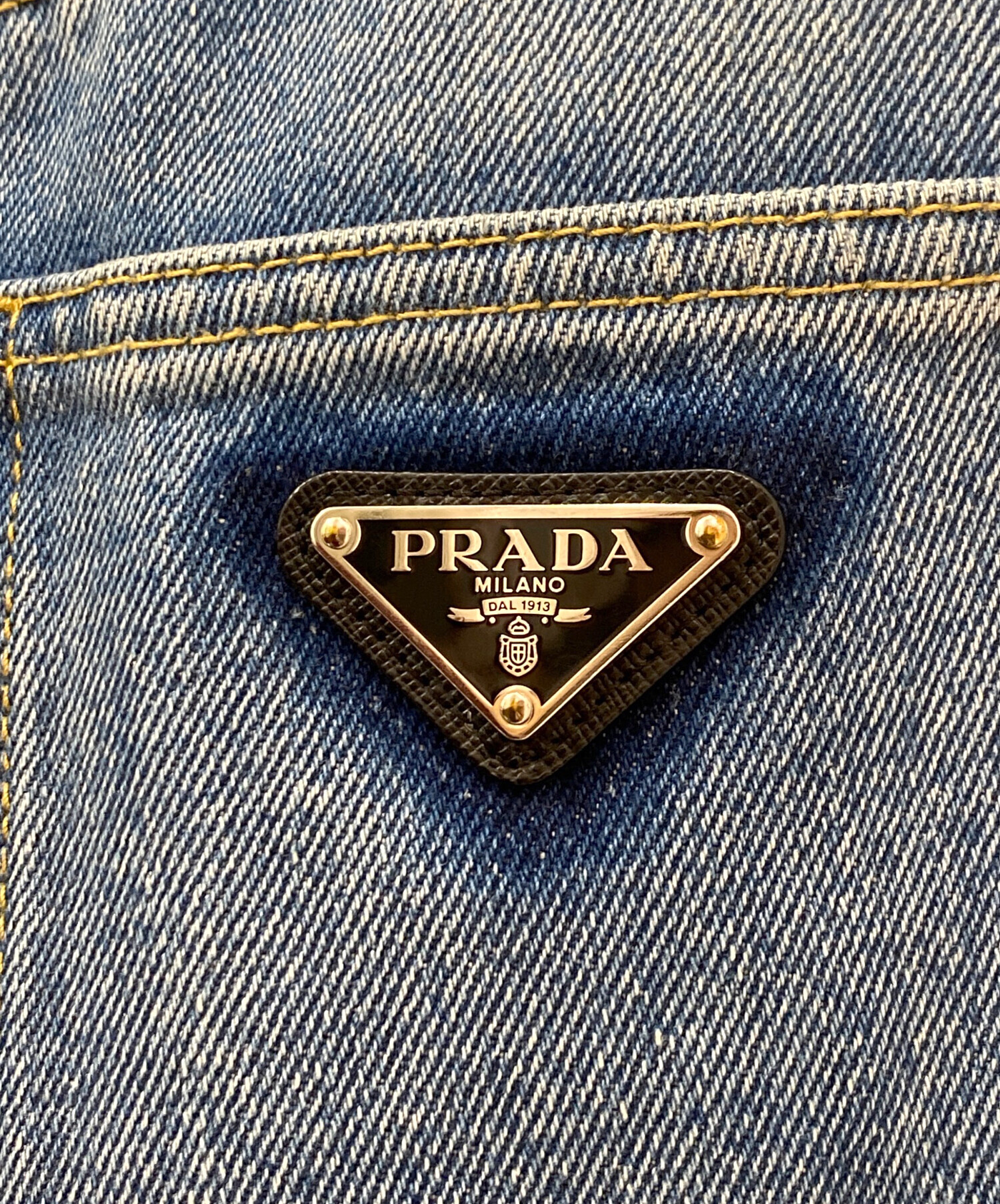 中古・古着通販】PRADA (プラダ) 三角プレート付 ワイドデニム