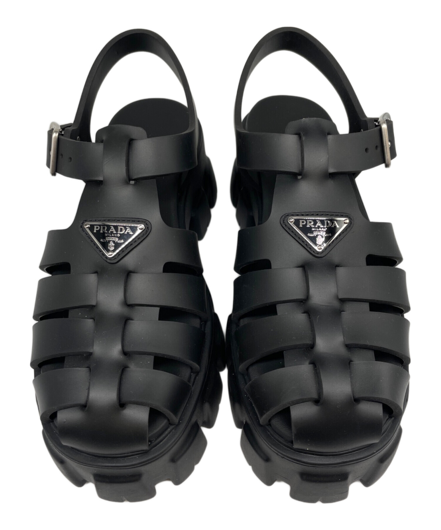 【未使用に近い】 PRADA プラダ モノリス ラバー サンダル ブラック 黒 中古・古着通販】PRADA (プラダ) モノリス ラバーサンダル ブラック