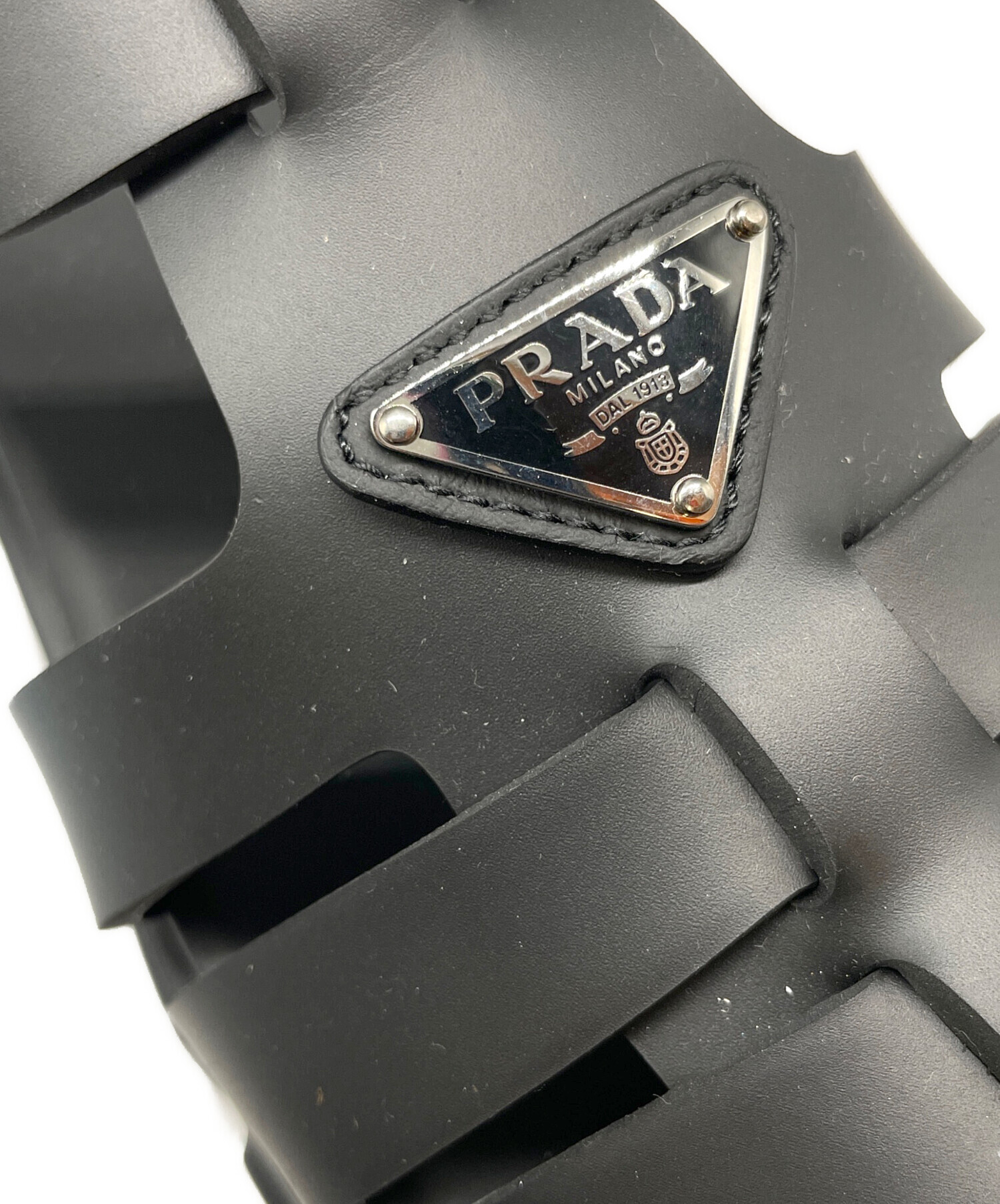 中古・古着通販】PRADA (プラダ) モノリス ラバーサンダル ブラック