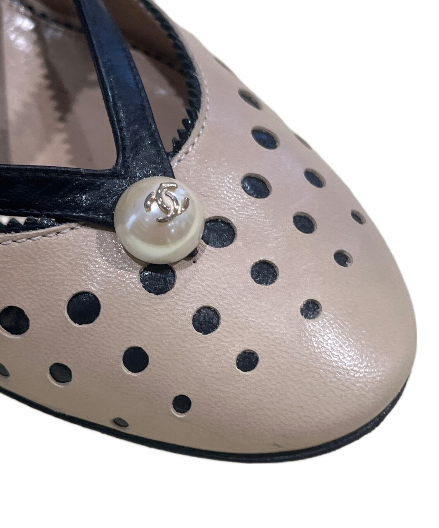 中古・古着通販】CHANEL (シャネル) パンチングデザインパンプス