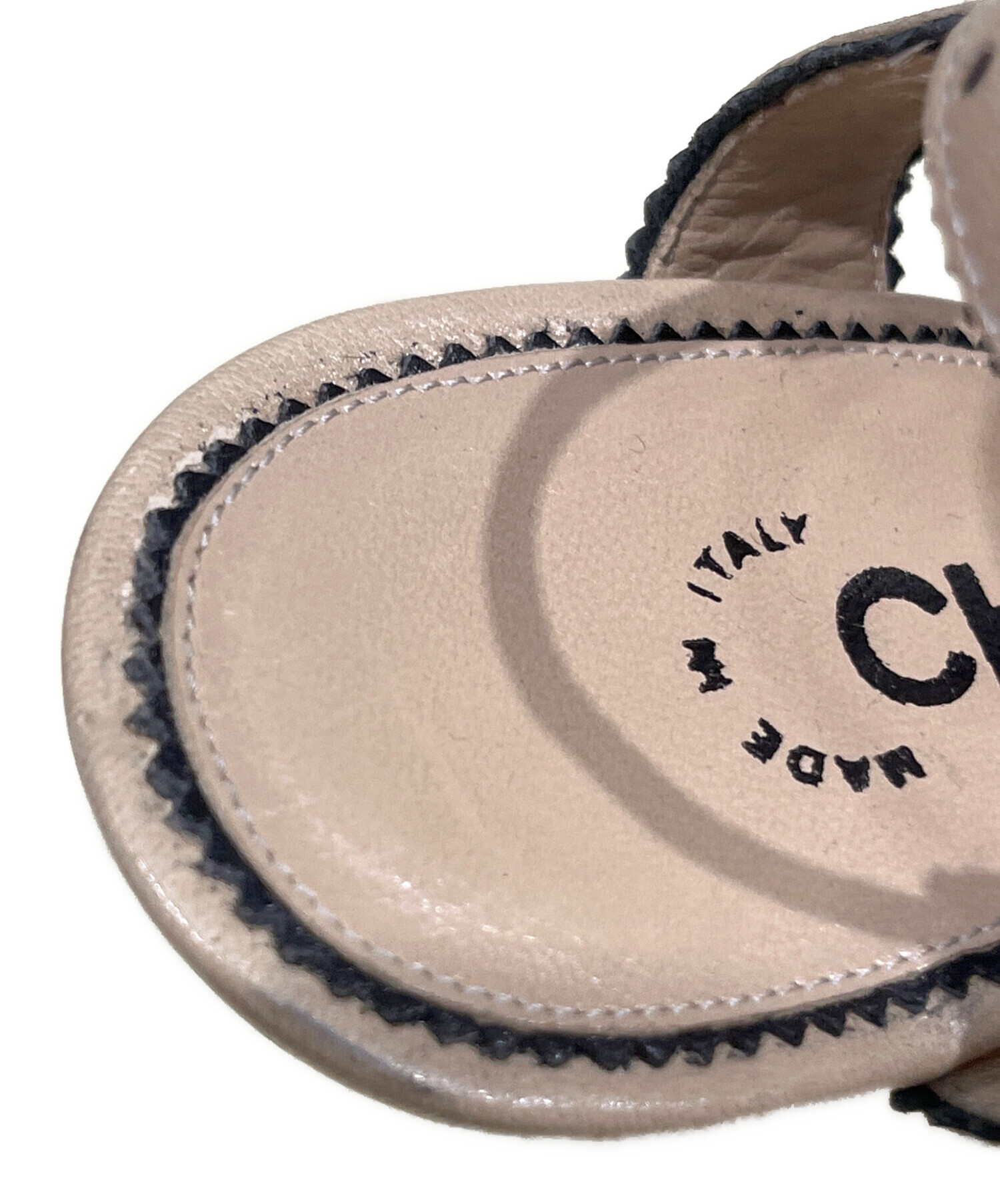 【上品な定番】CHANEL シャネル パンプス ベージュ 36 1/2 中古・古着通販】CHANEL (シャネル) パンチングデザインパンプス