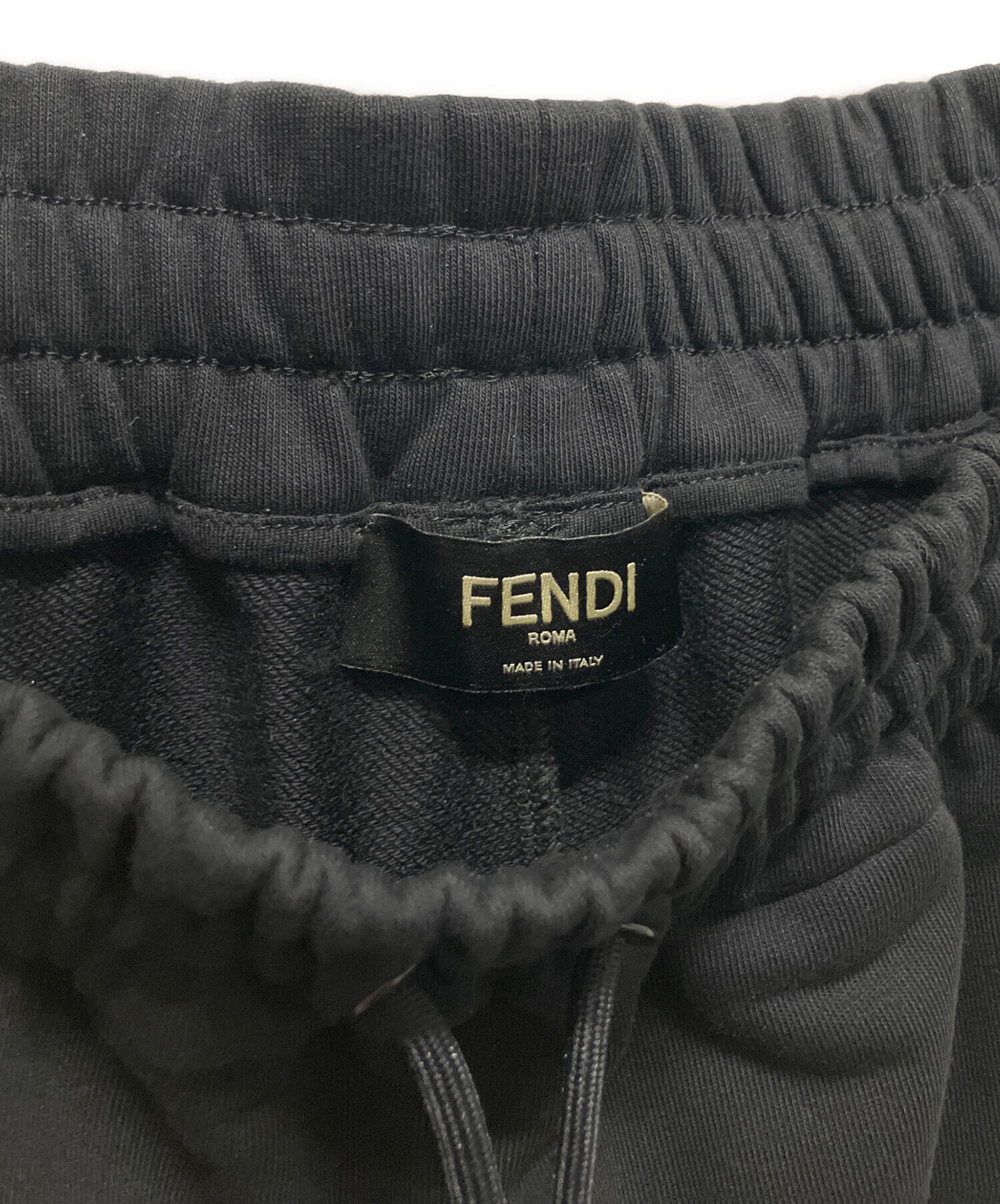 中古・古着通販】FENDI (フェンディ) ハーフパンツ ブラック サイズ:XS