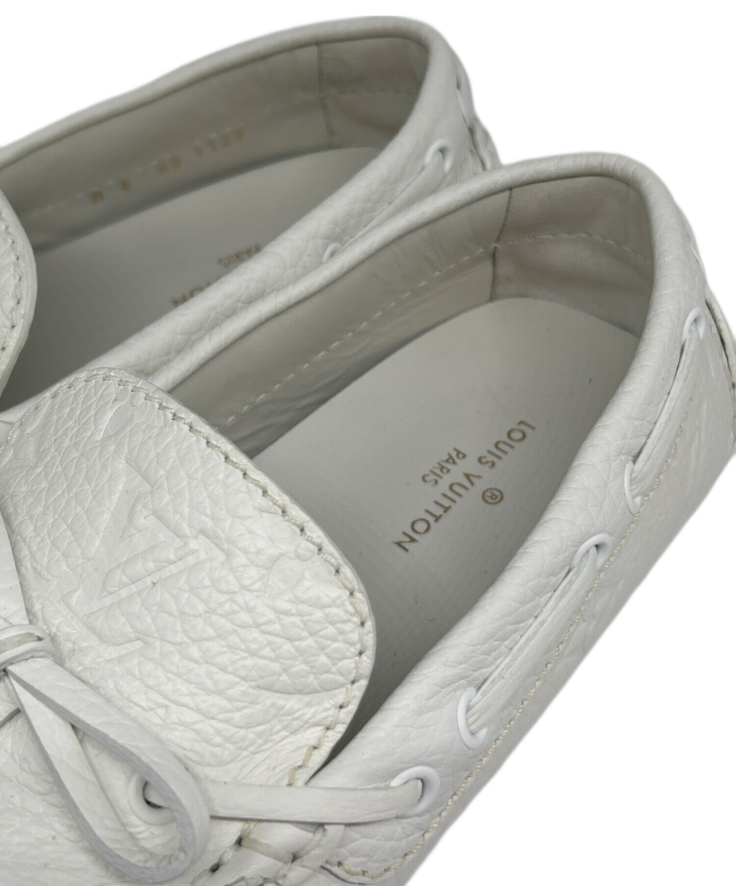 M2500522 ルイ・ヴィトン ドライビングシューズ メンズ ホワイト 中古・古着通販】LOUIS VUITTON (ルイ ヴィトン) レザードライビング