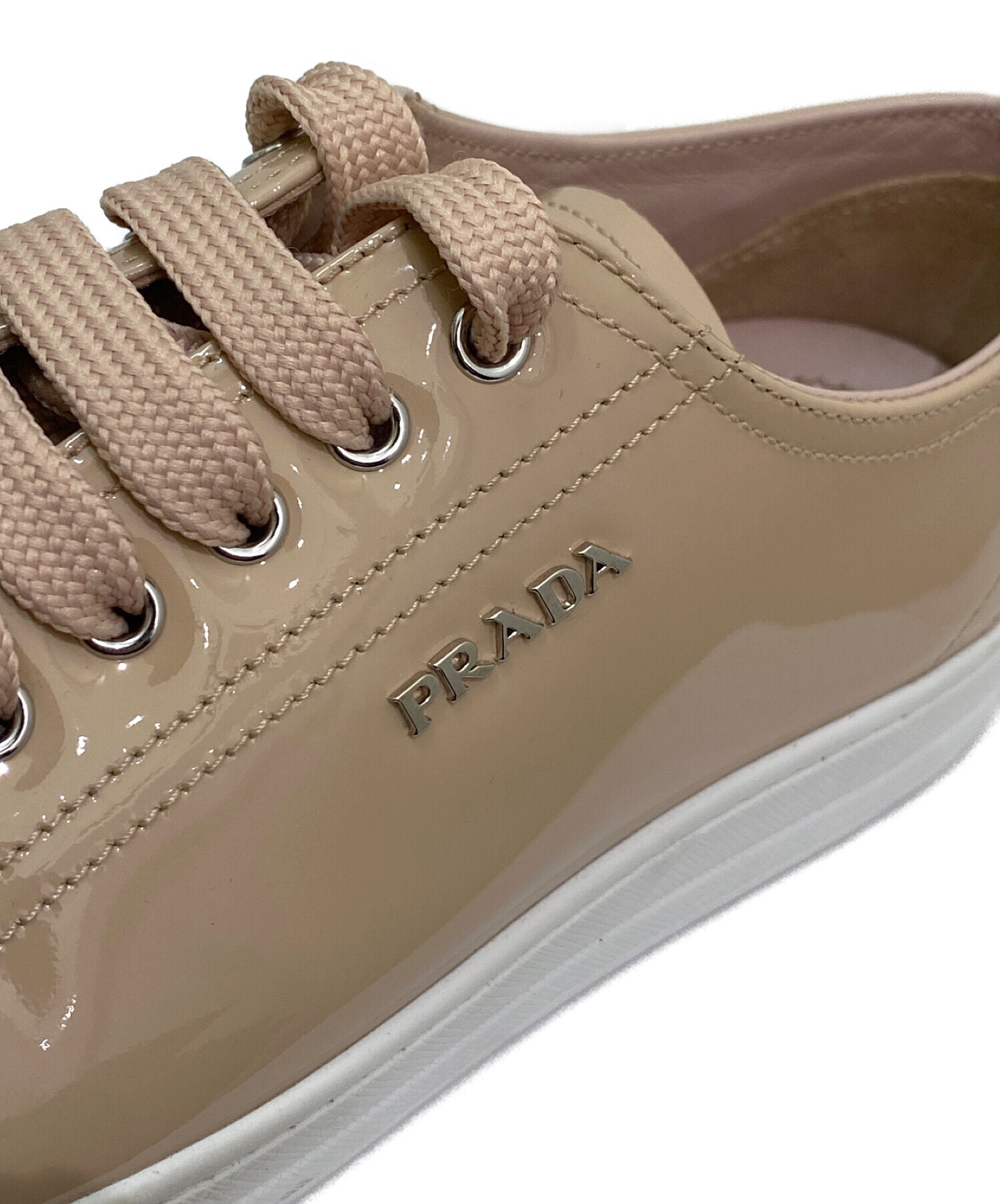 中古・古着通販】PRADA (プラダ) エナメルスニーカー ピンクベージュ 