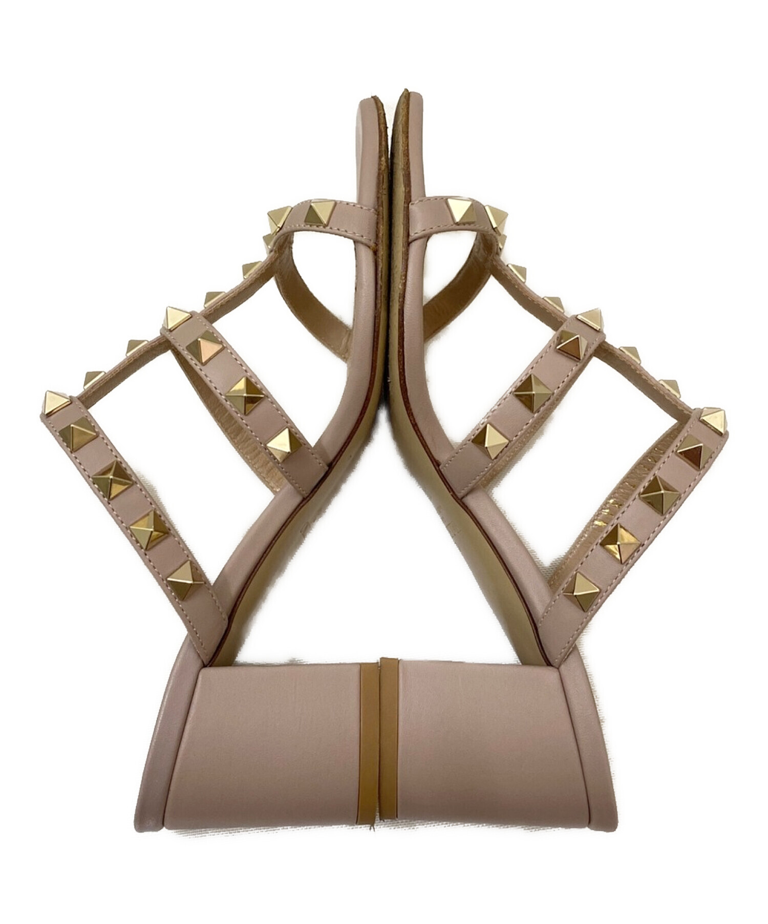 VALENTINO スタッズ付きサンダル ピンクベージュ Valentino