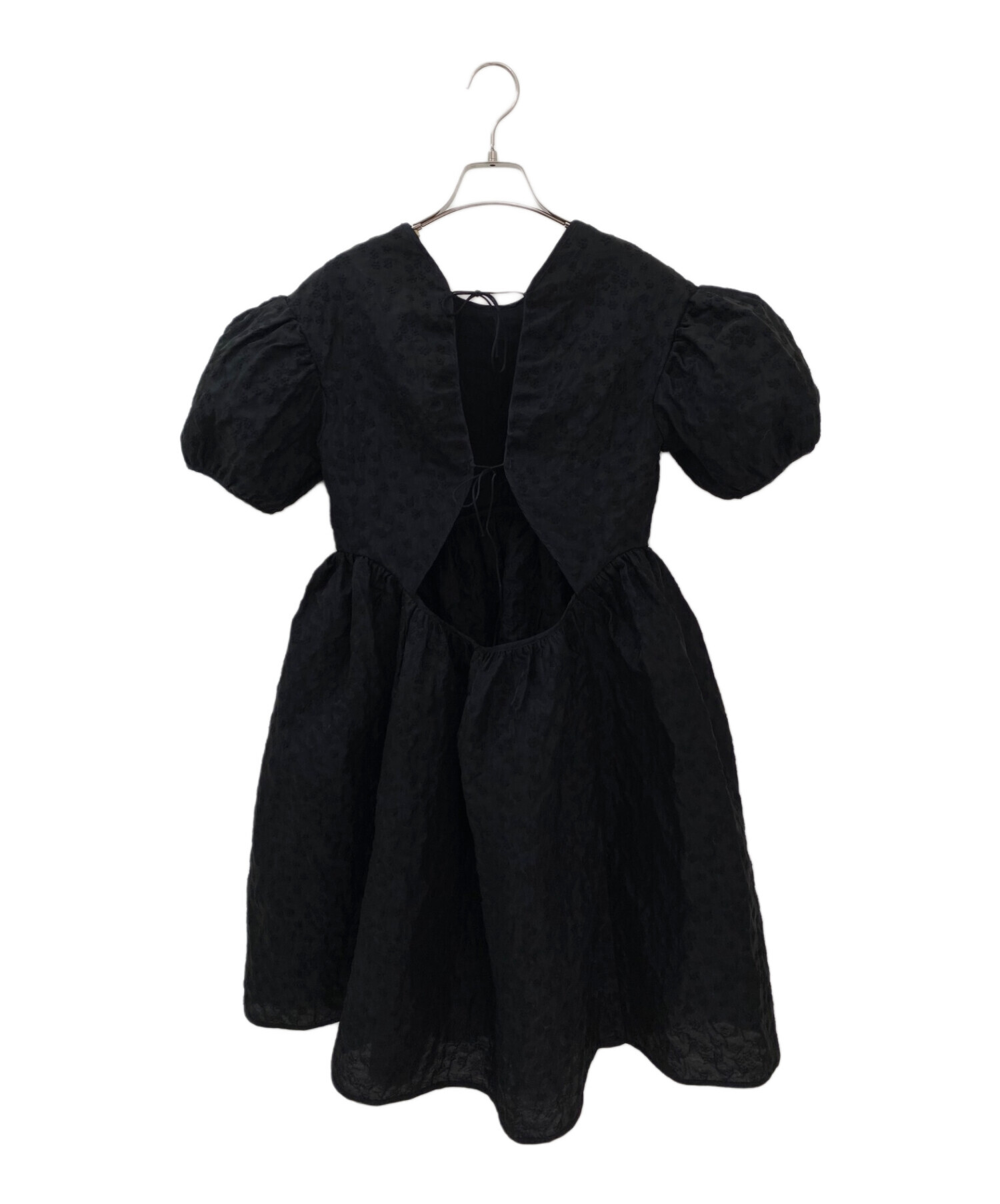 中古・古着通販】CECILIE BAHNSEN (セシリーバンセン) パフスリーブ