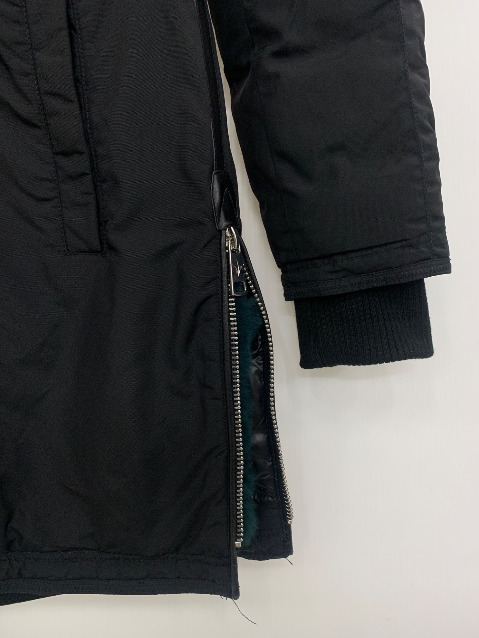 未使用 タグ付き NICOLE BENISTI ダウンコート フォックスファー 未使用 タグ付き NICOLE BENISTI ダウンコート フォックスファー