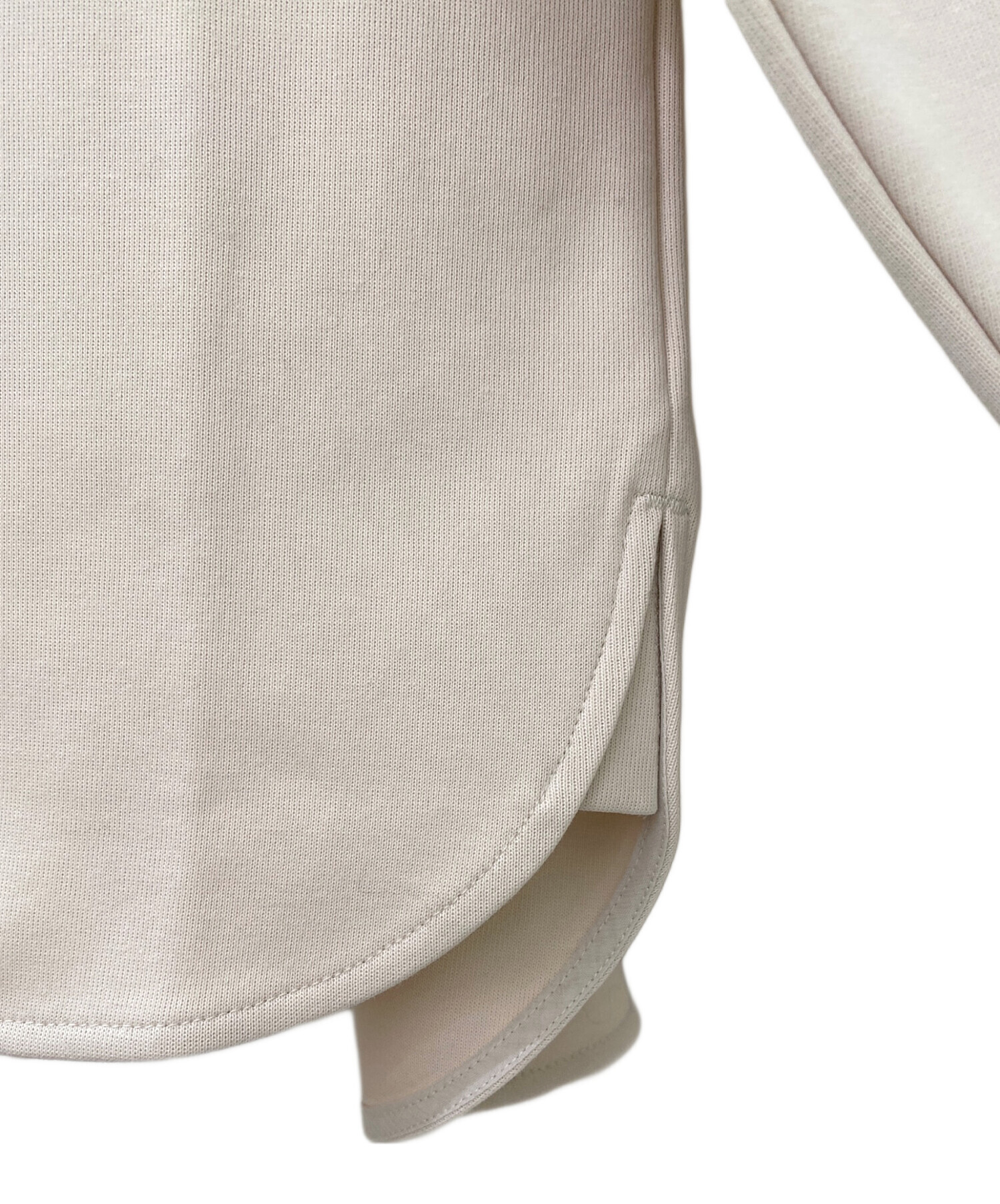 新品　未使用　yori チャンキーヘムラウンドTee 中古・古着通販】YORI (ヨリ) チャンキーヘムラウンドTee オフホワイト